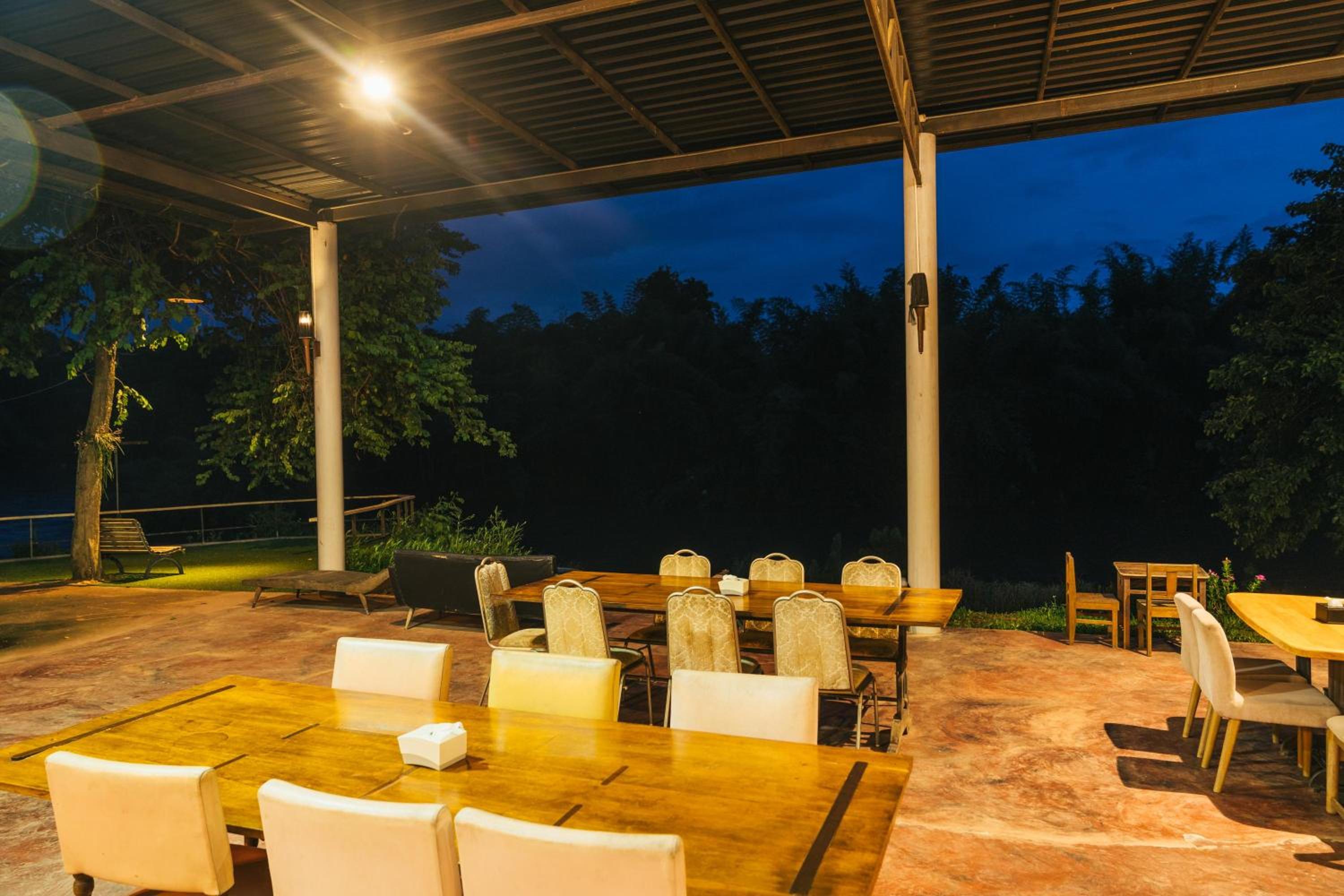 Chong khaep aingkwai resort Saiyok