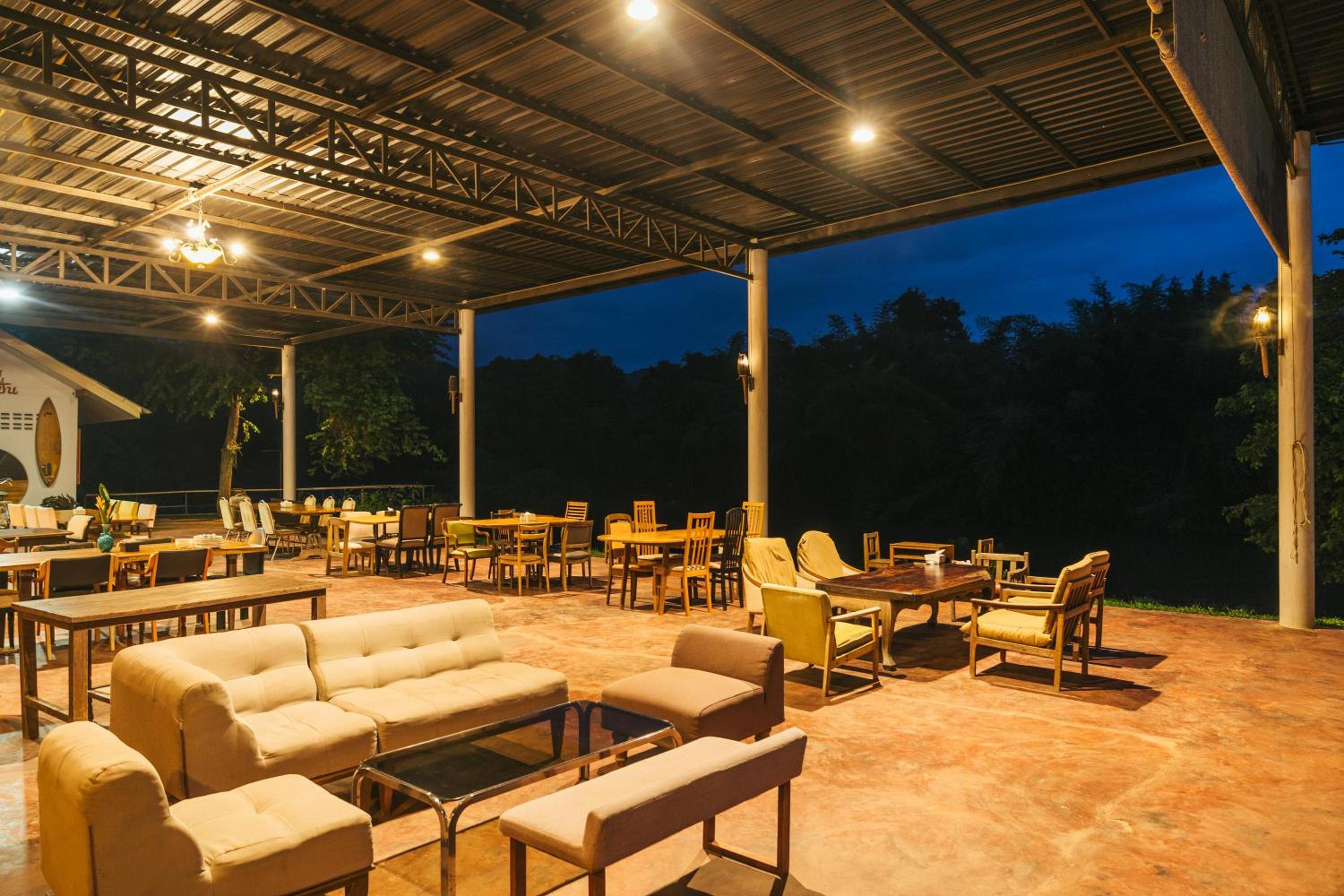 Chong khaep aingkwai resort Saiyok