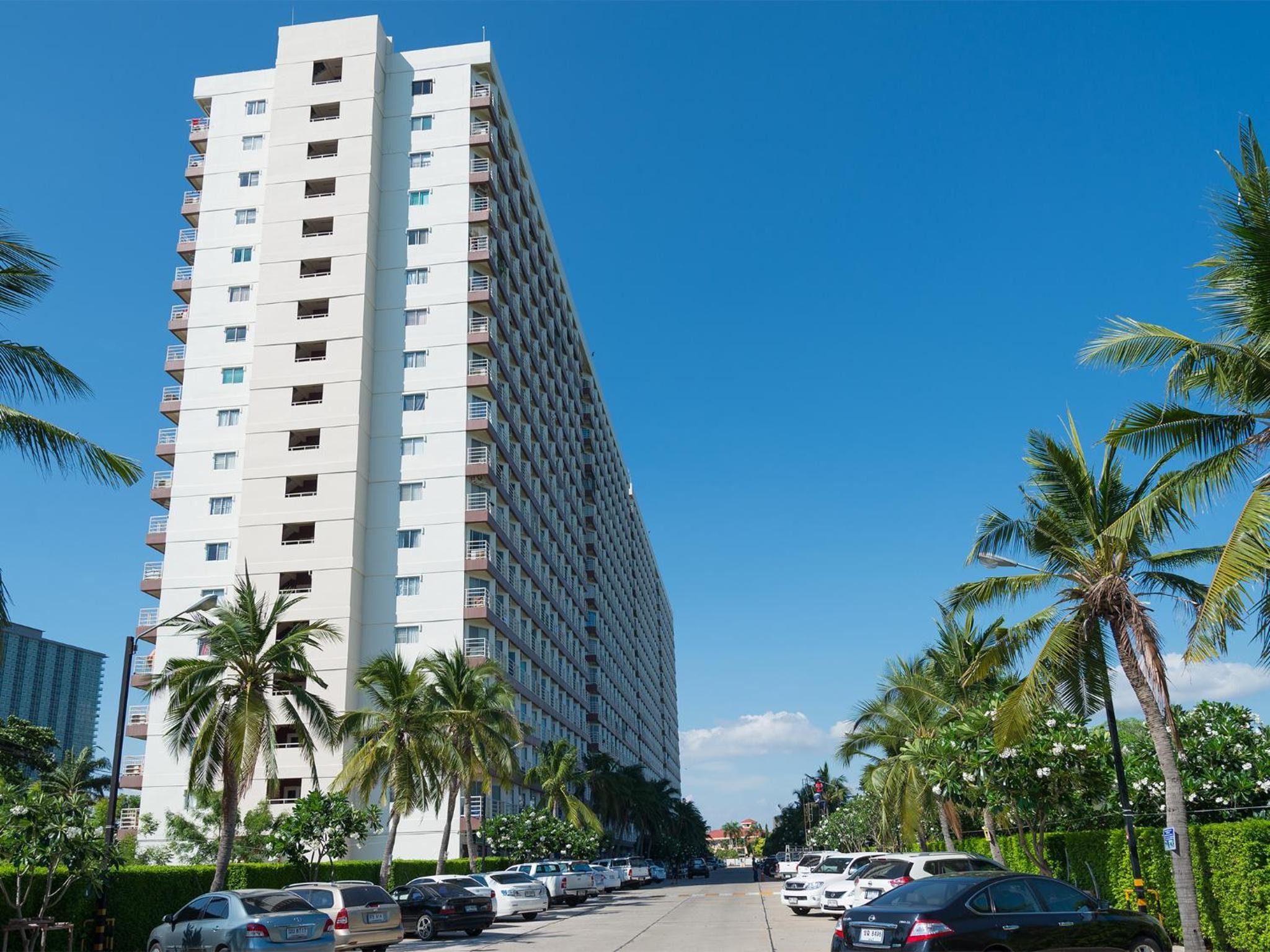 Jomtien Beach Condominium S1 by Olga view 3