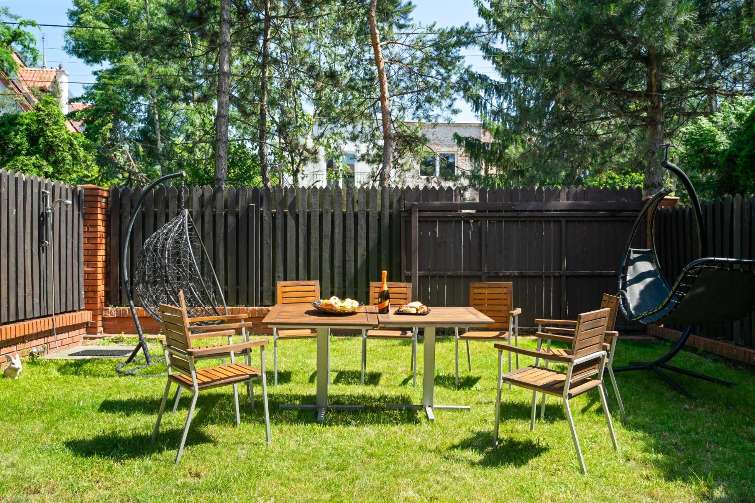 Urban Spa House Jacuzzi, Sauna, Taras & Grill ! No Parties
