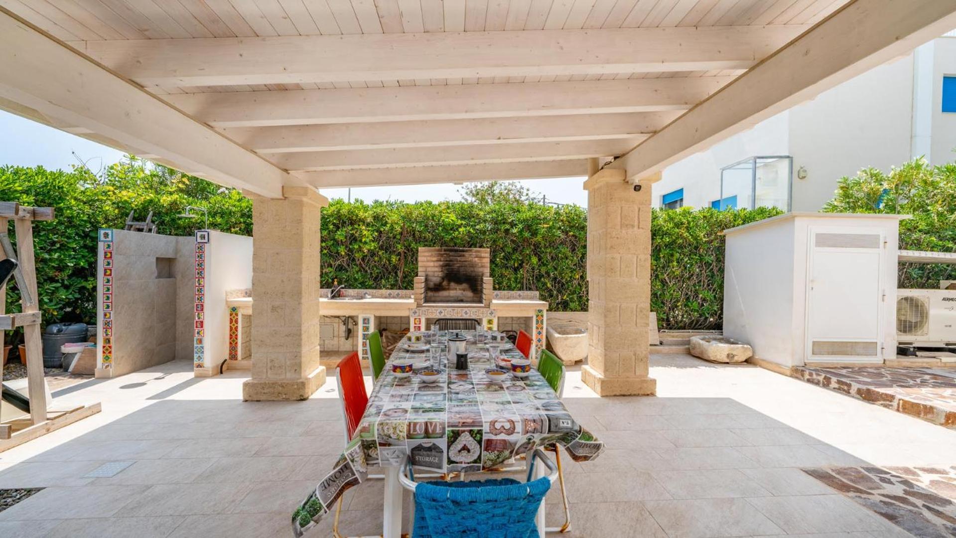 Villa Petronilla sul Mare by Rentbeat
