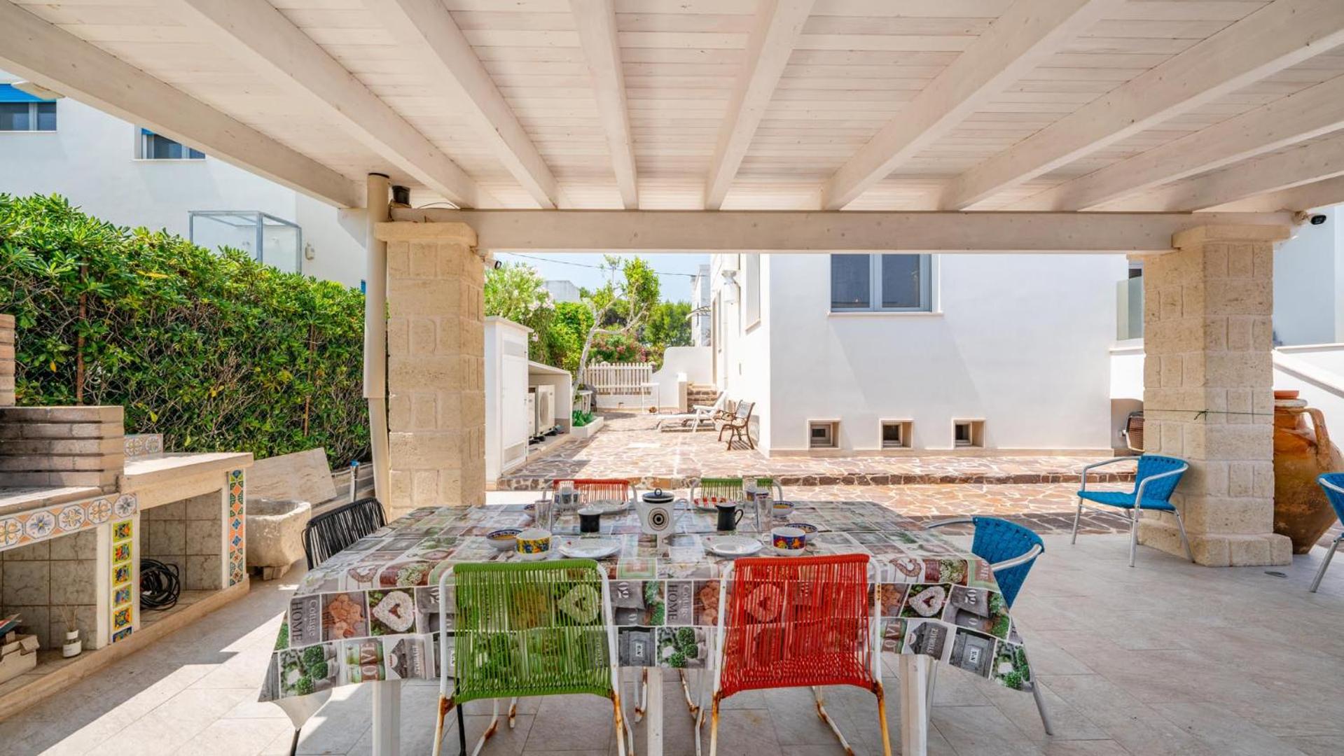 Villa Petronilla sul Mare by Rentbeat