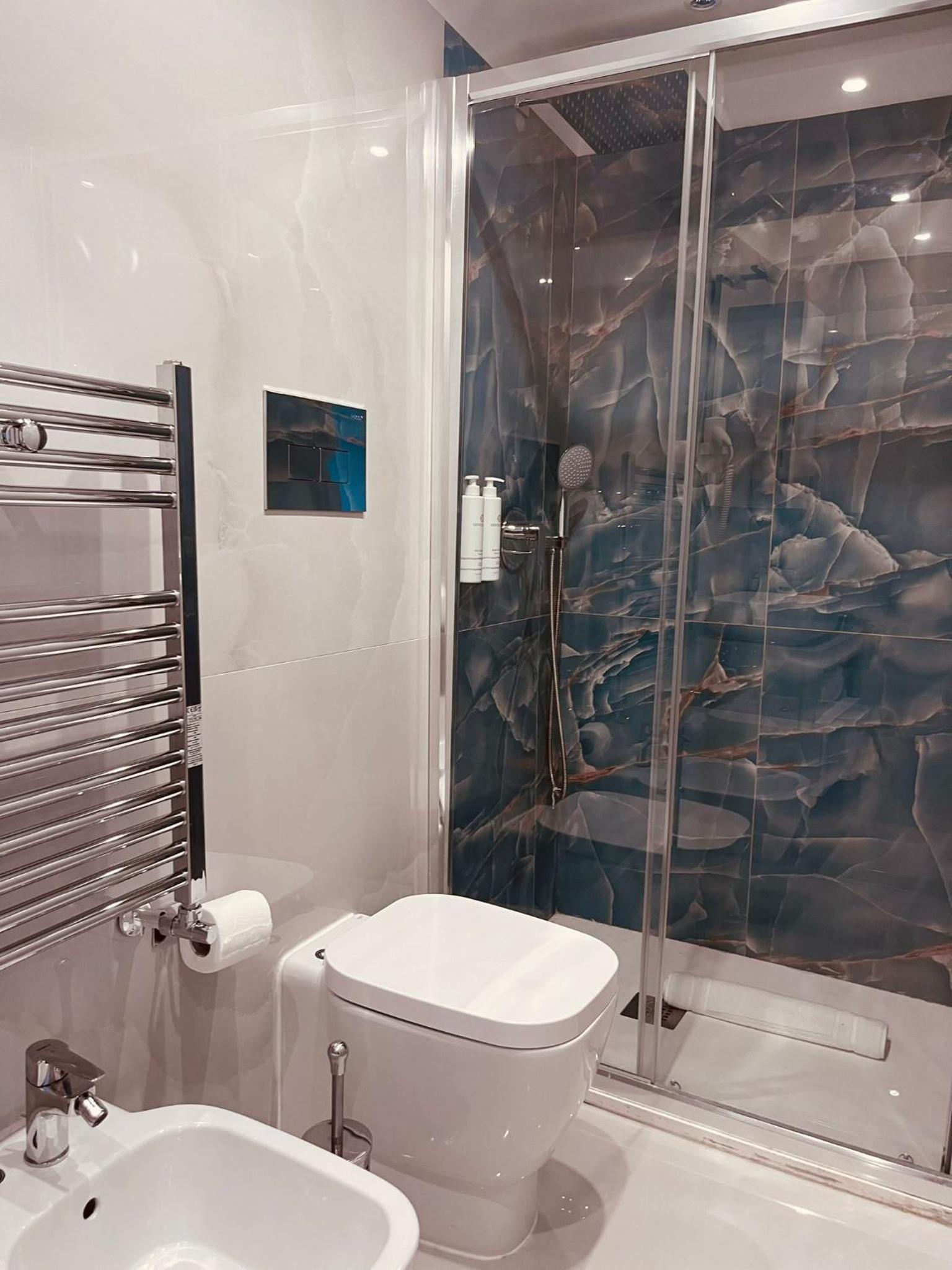Gentile Suite Decumani