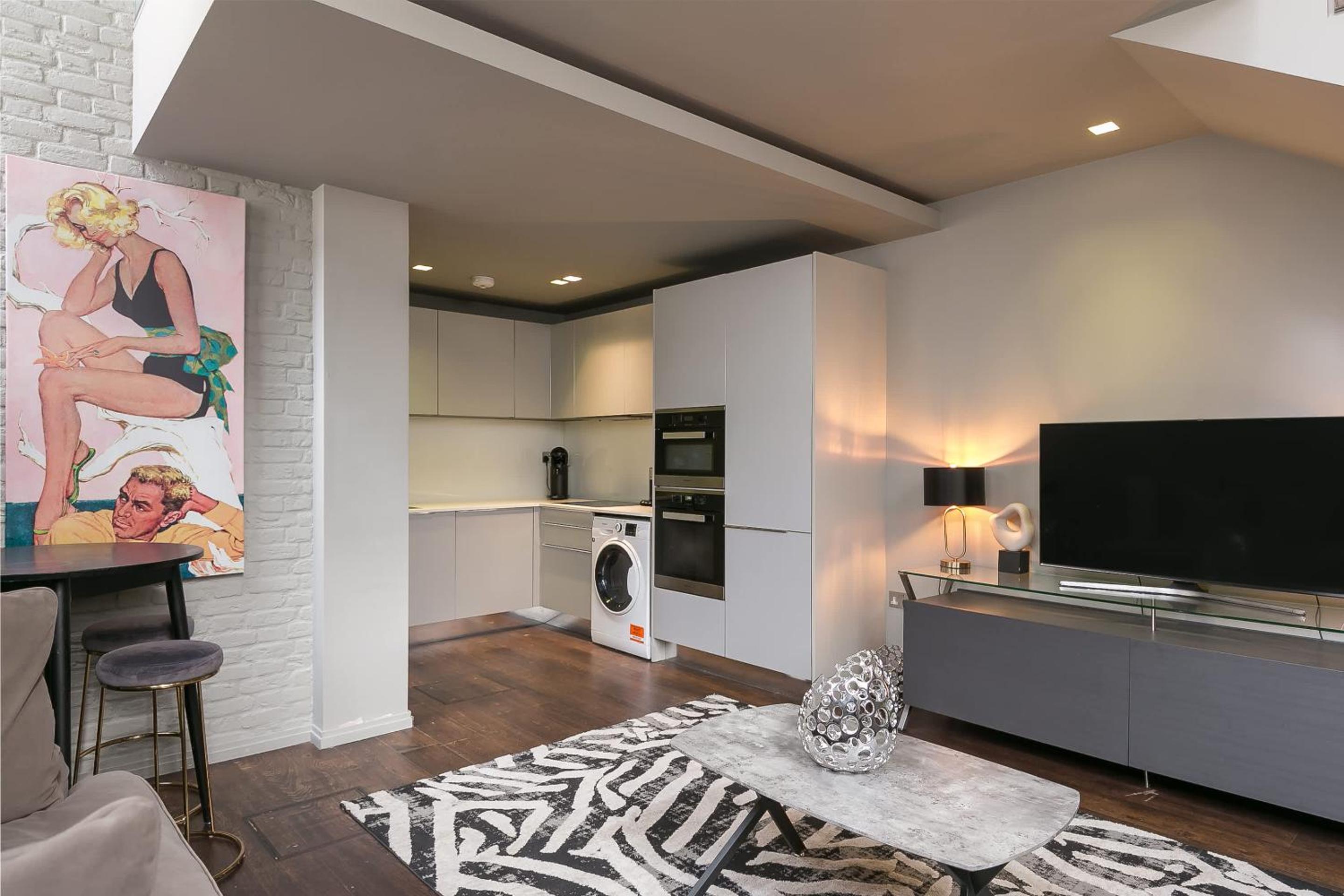 Prestigious 1-bed by Seven Dials Market