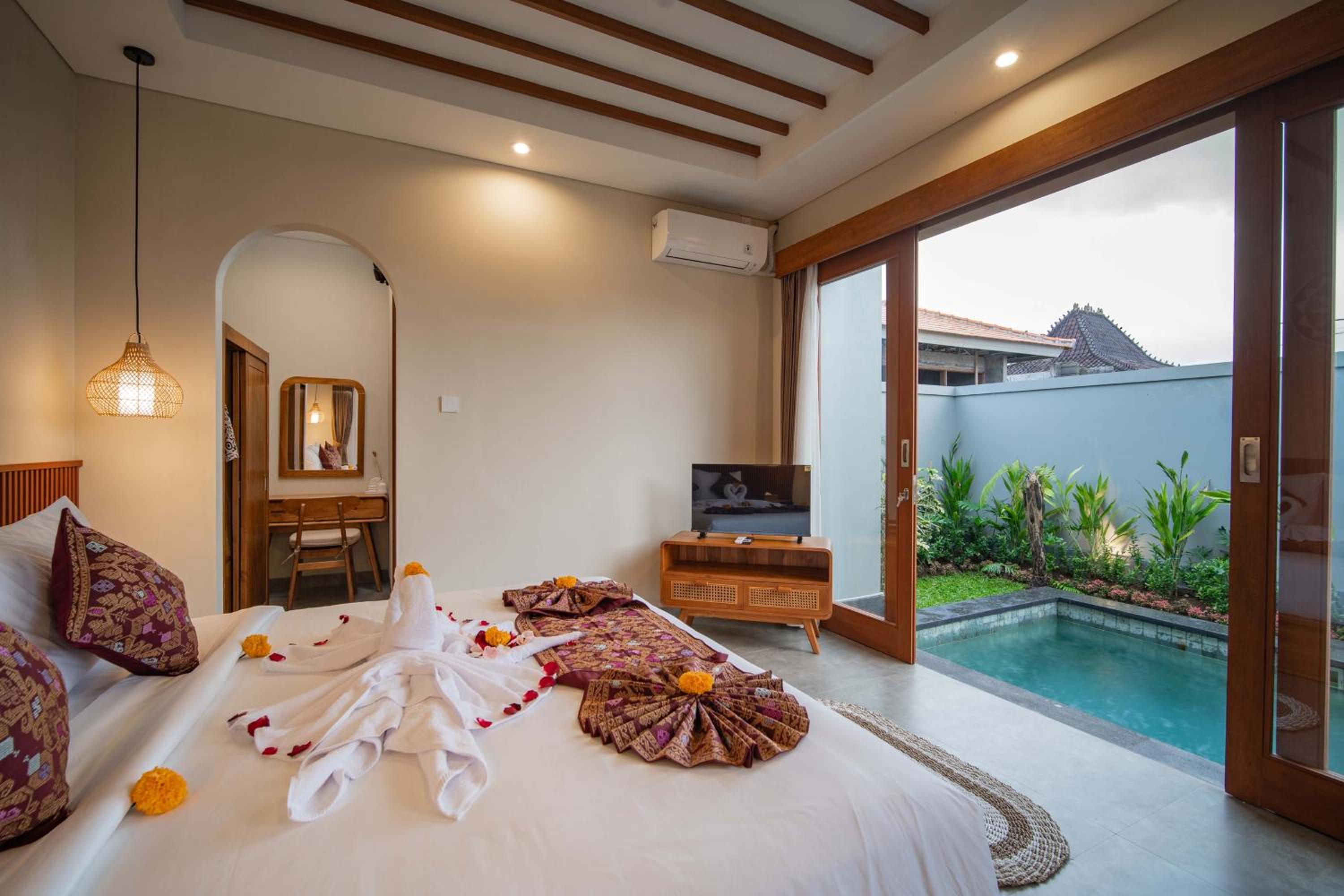 Arleonni Ubud Villa