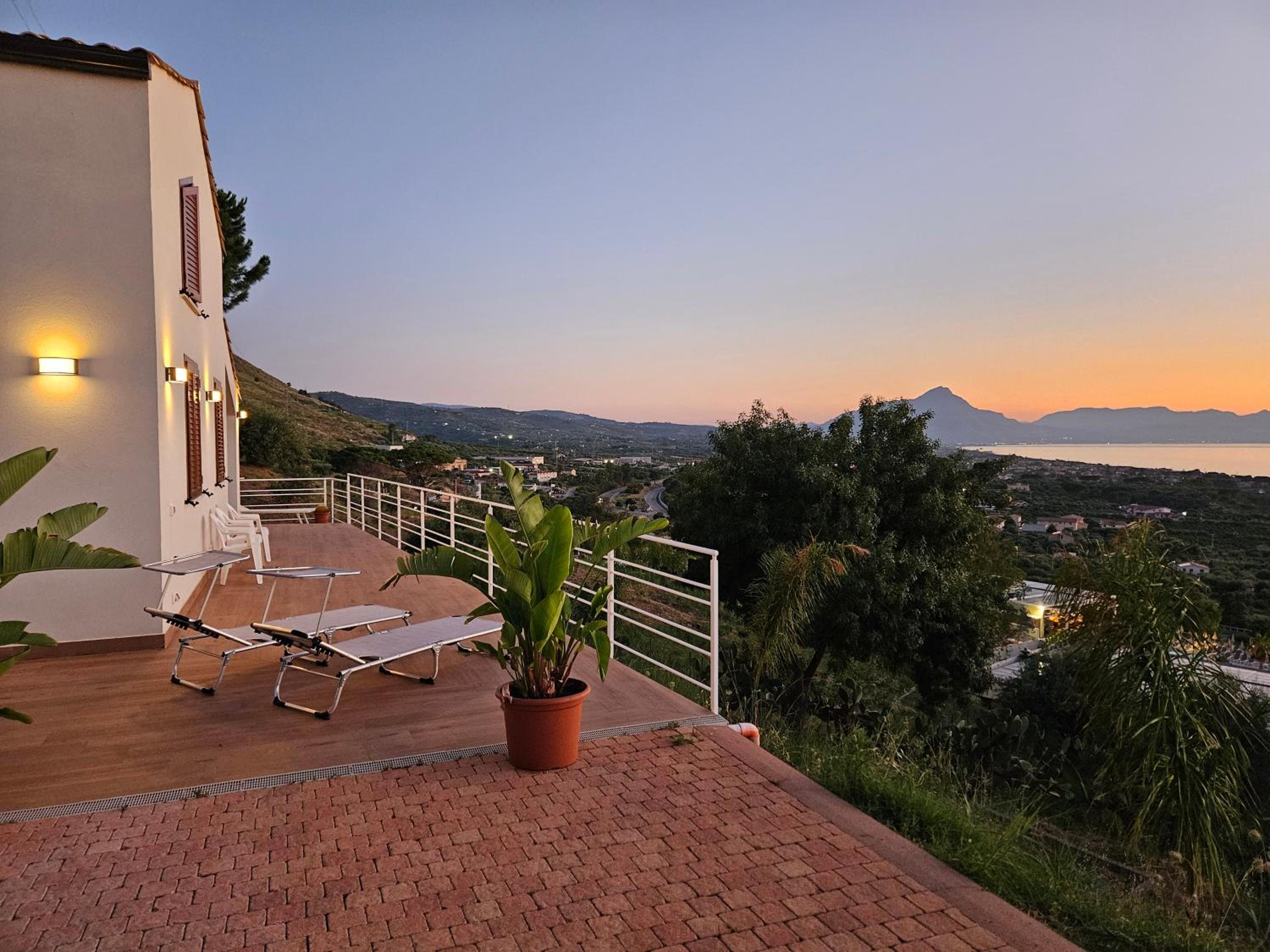 Villa Michela - Dimora di Charme a Cefalù con panorama sul mare by CEFALU BIZ