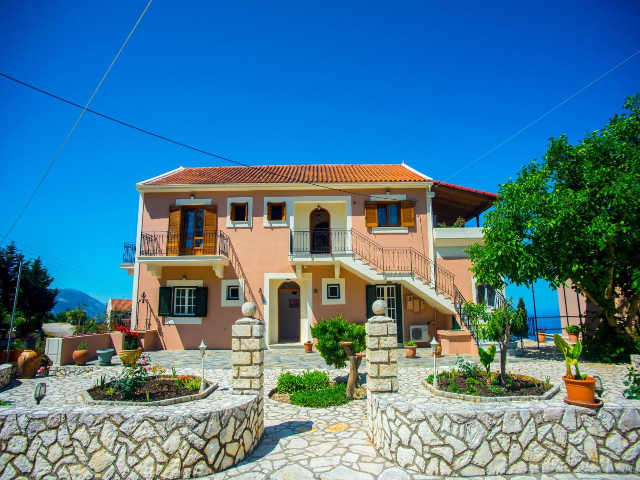 Hotel Studios Vrionis Panoramic Sunset - Image 1