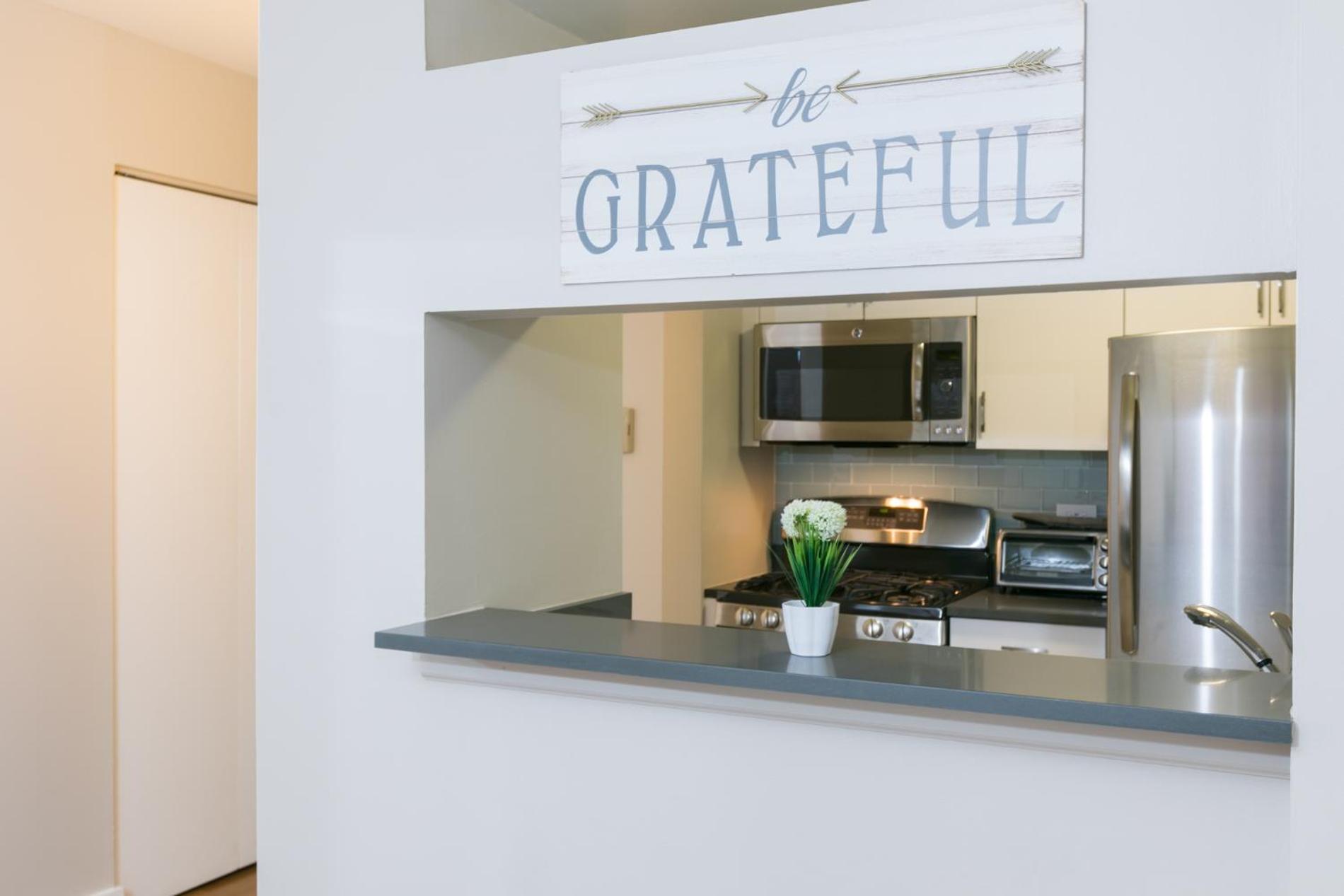 Finest Luxury 1 Bedroom Apartment