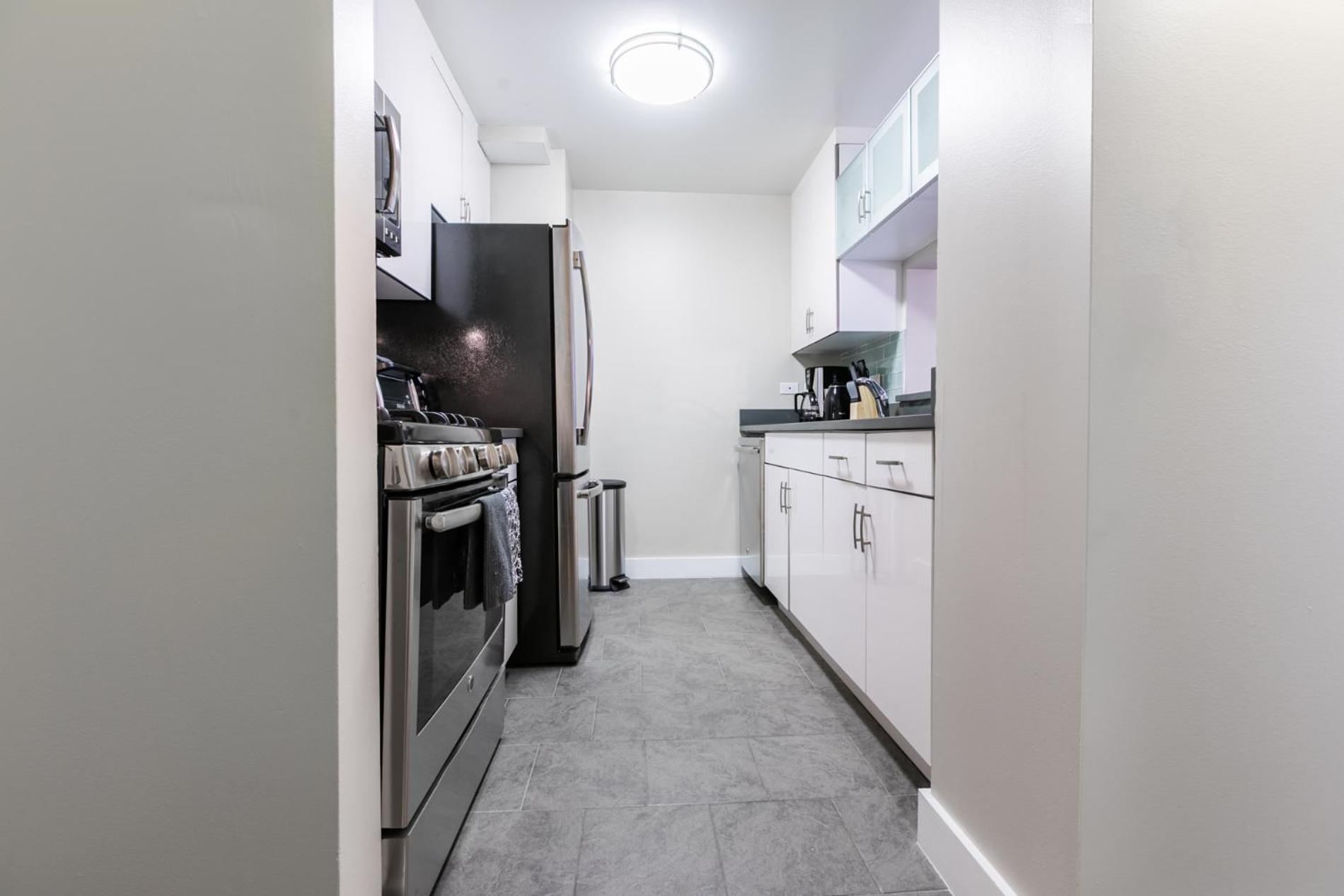 Finest Luxury 1 Bedroom Apartment
