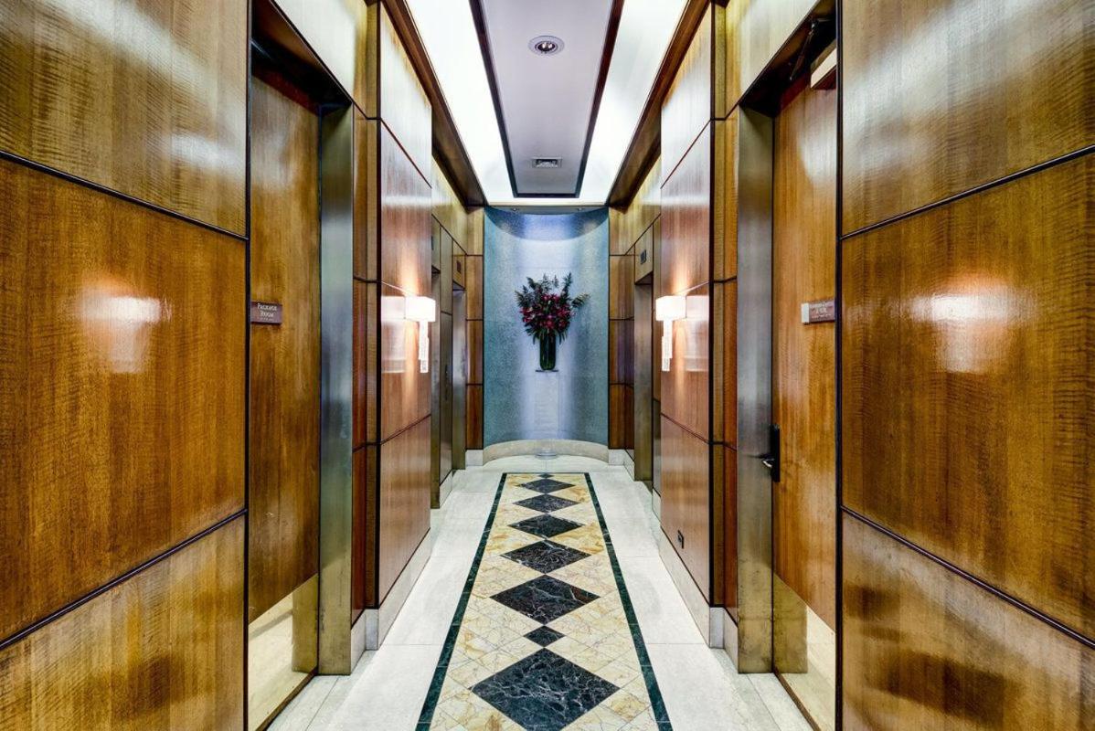 Finest Luxury 1 Bedroom Apartment