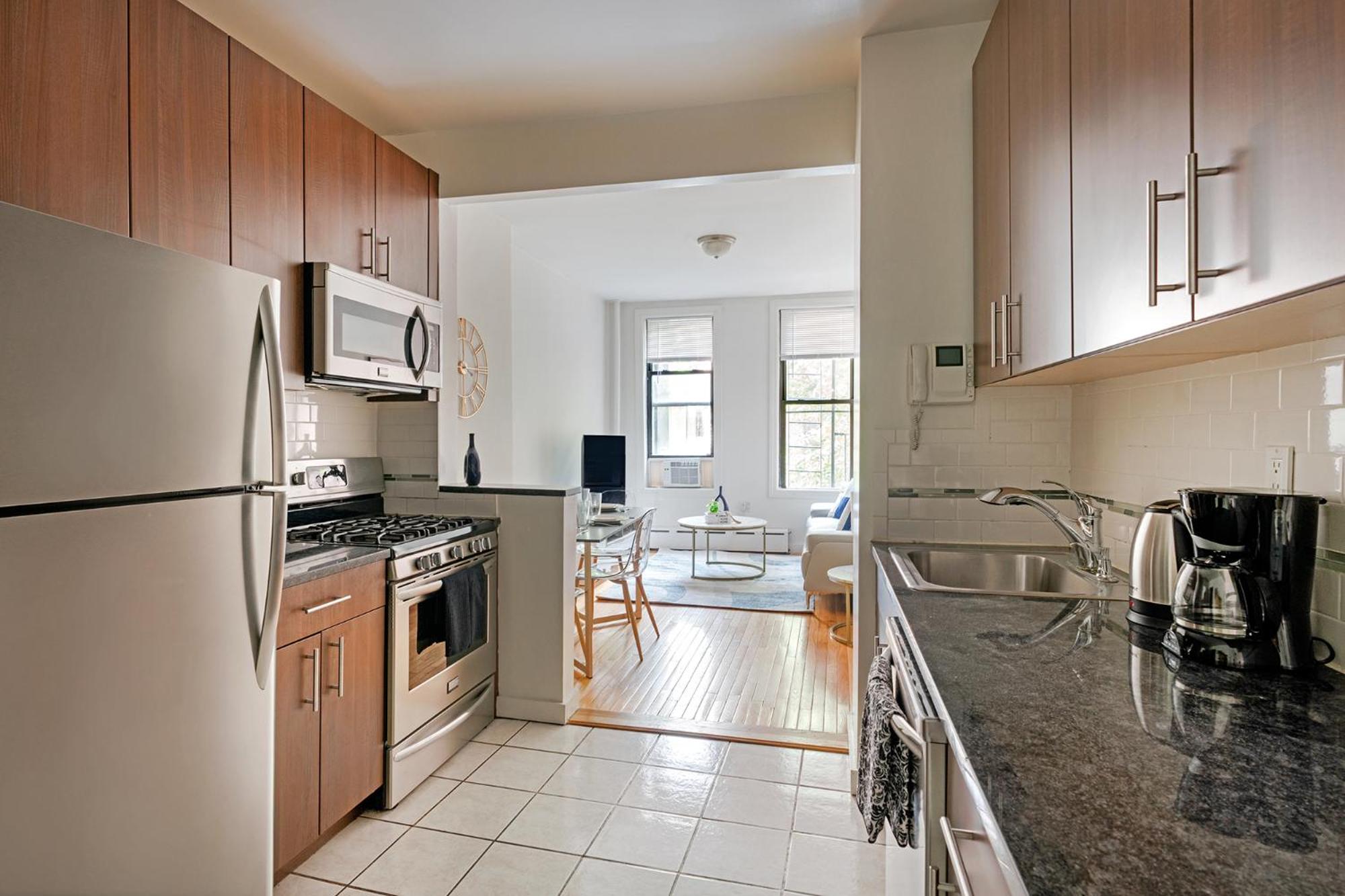 Prime Upper west Side Location 1 Bedroom Apt