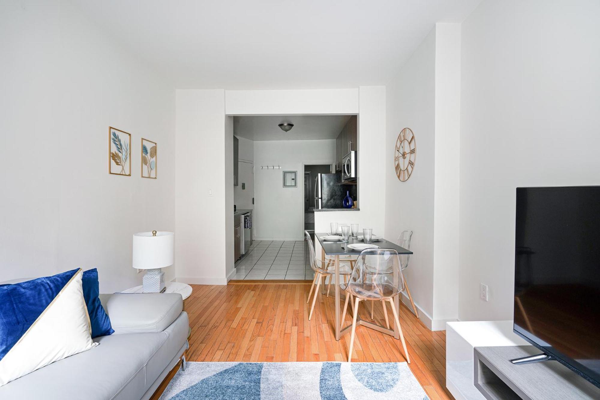 Prime Upper west Side Location 1 Bedroom Apt
