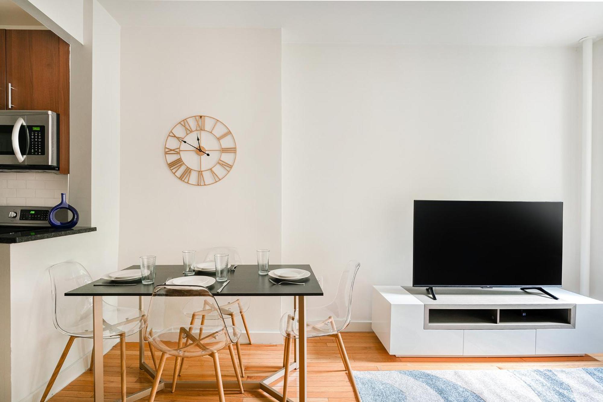 Prime Upper west Side Location 1 Bedroom Apt
