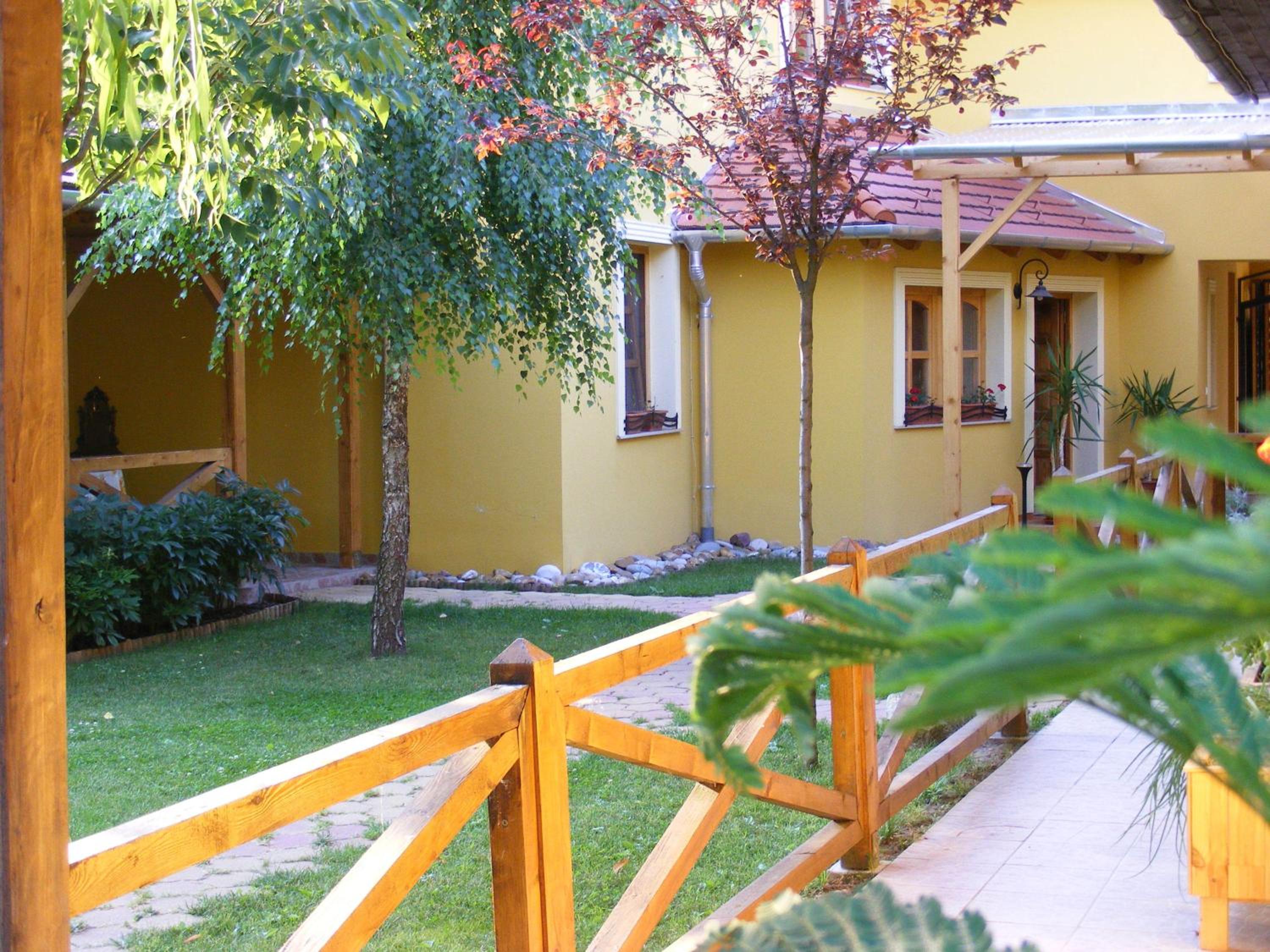 Photo 47