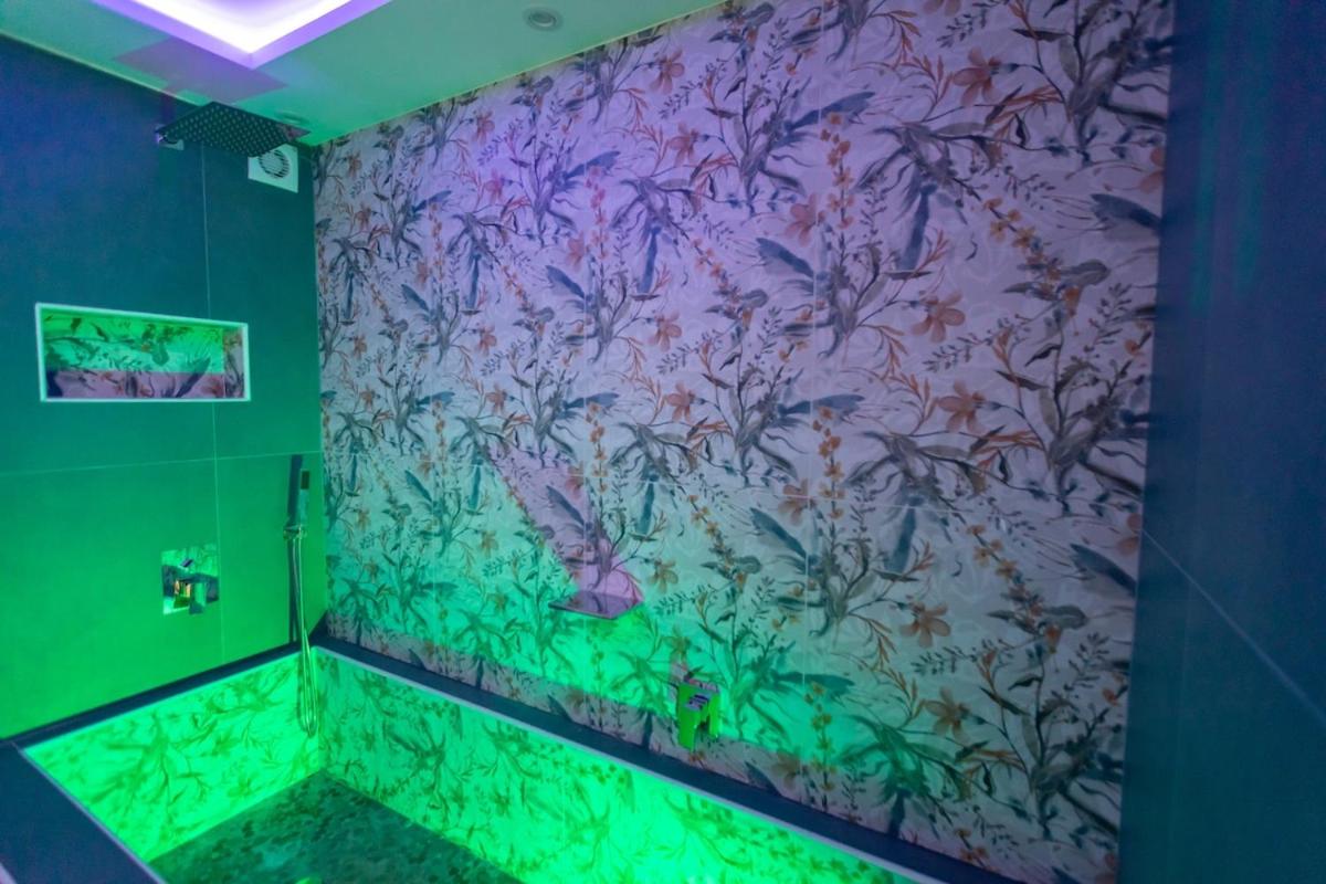 Luxury Royal House 5