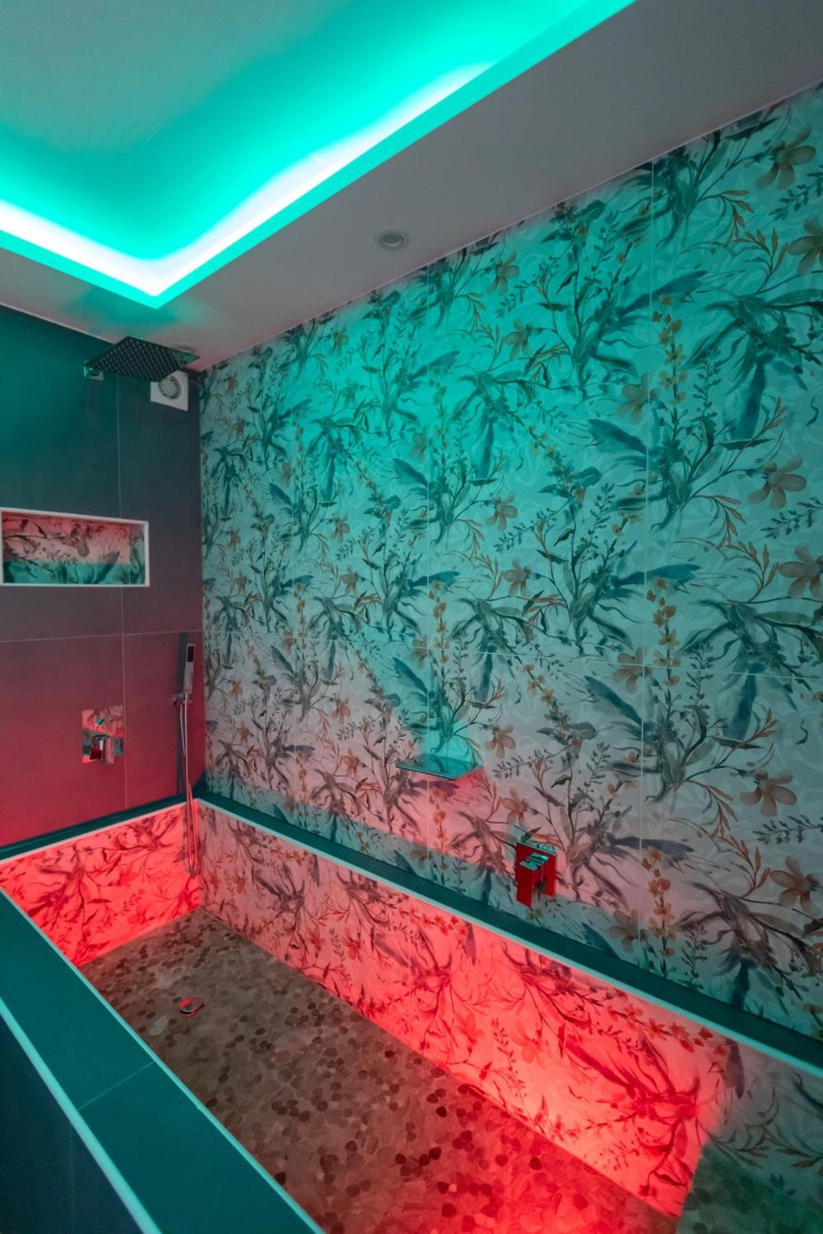 Luxury Royal House 5