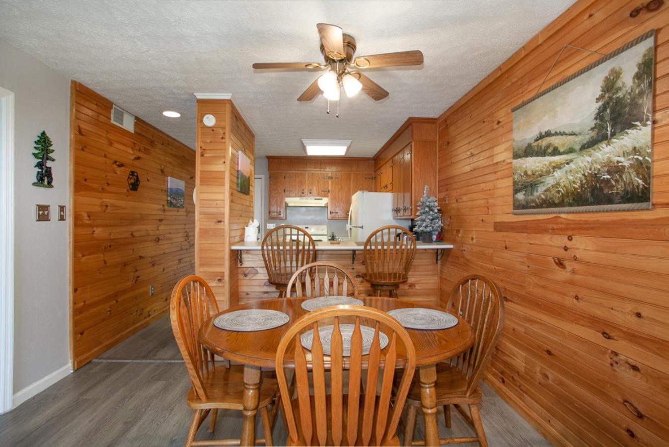 Stunning mountain views with Community Amenities