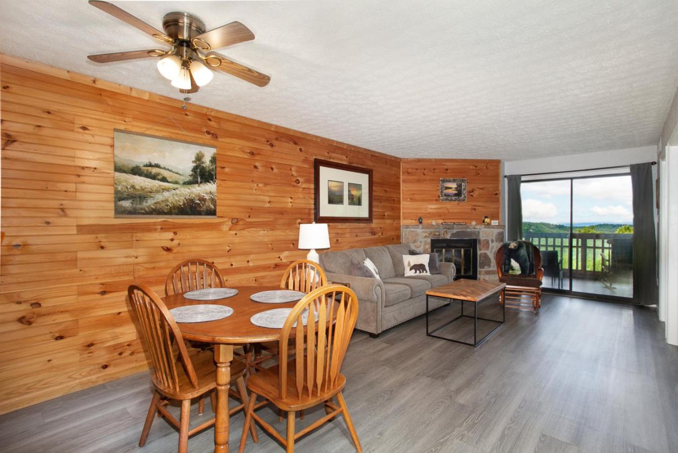 Stunning mountain views with Community Amenities
