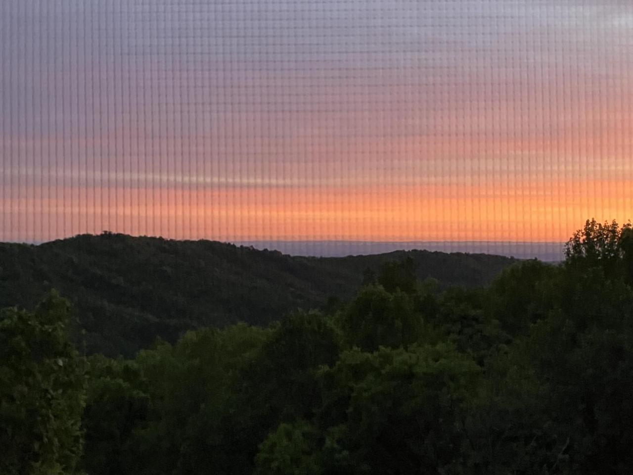 Stunning mountain views with Community Amenities