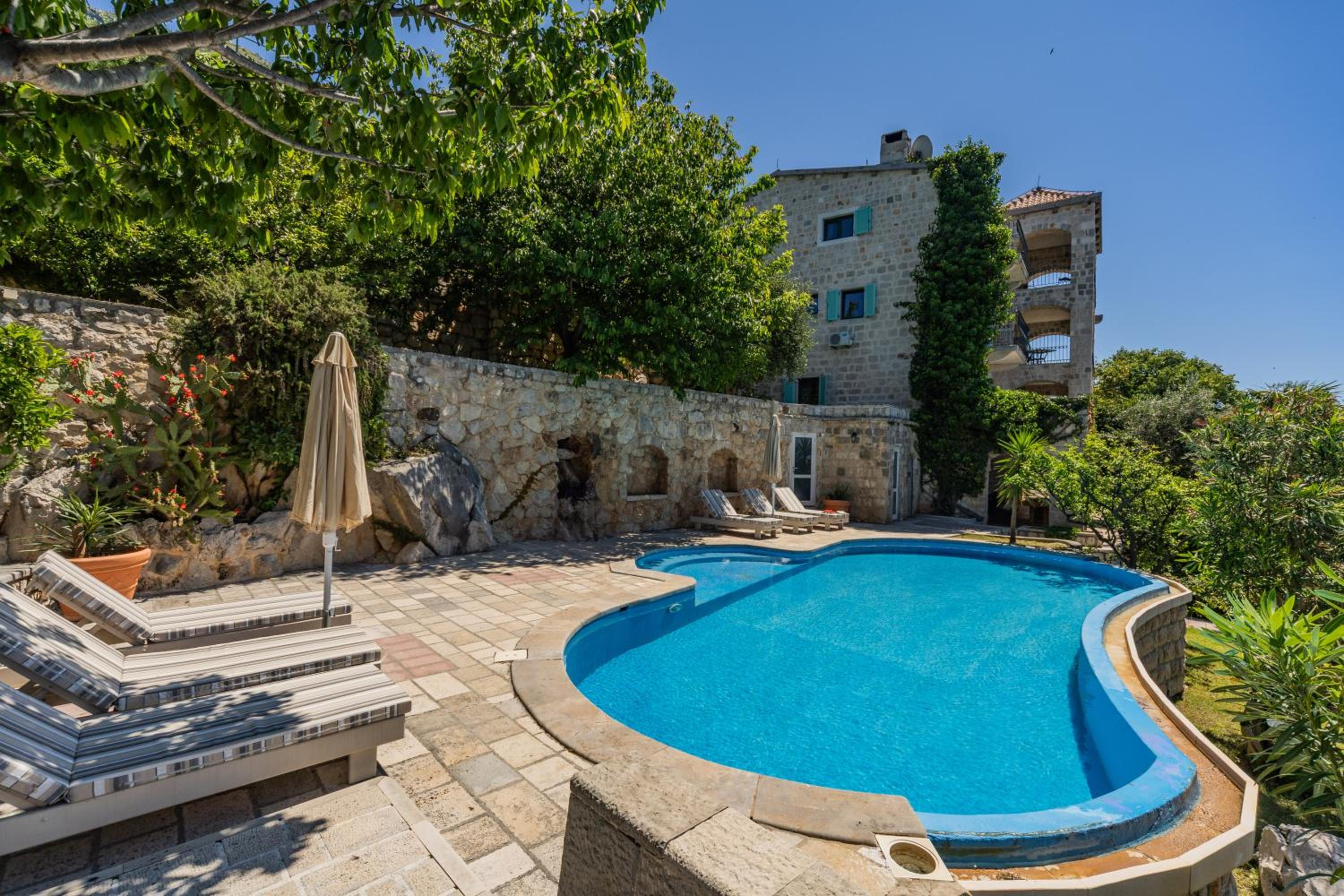 Castello deghli Aranci Eco Resort