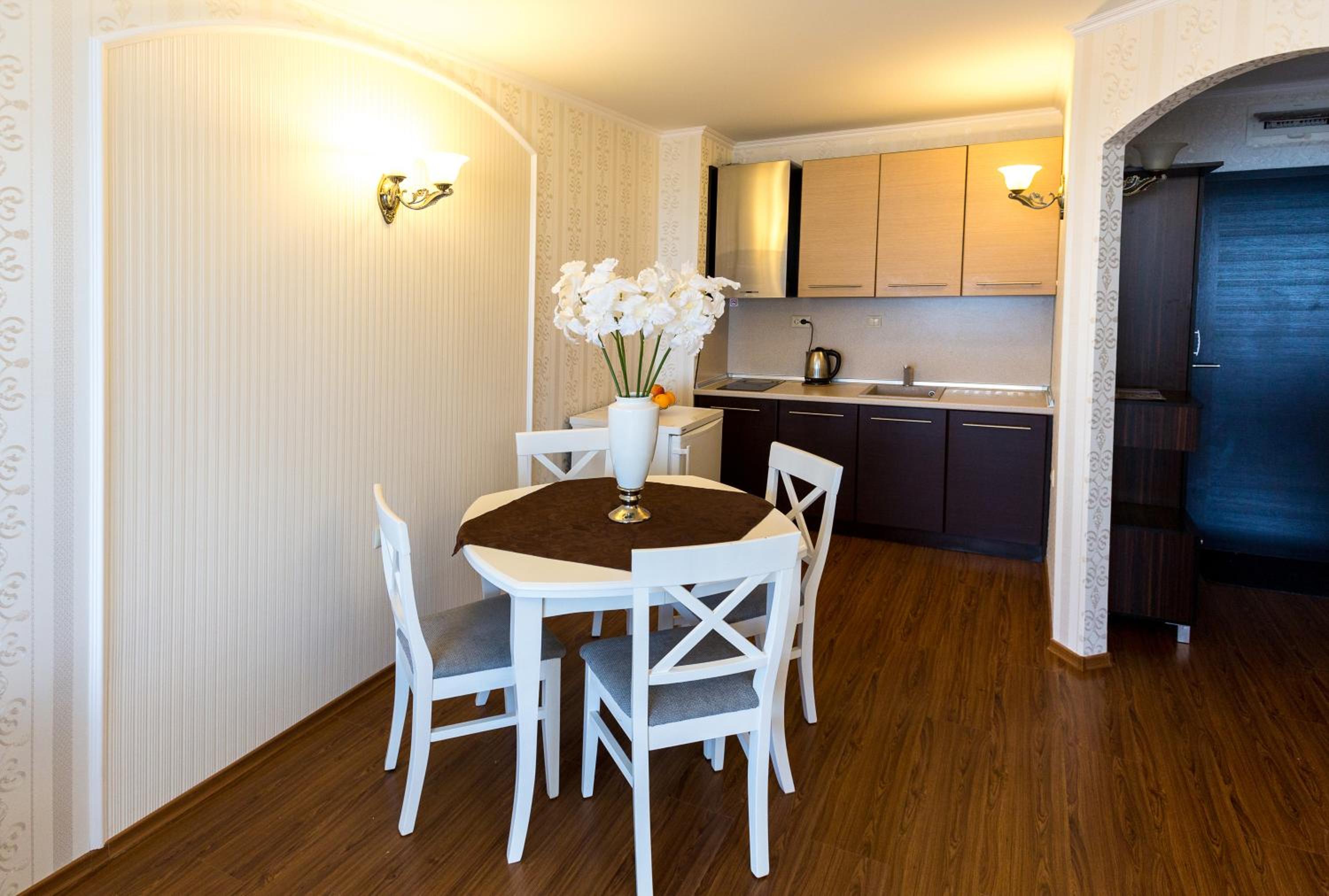 Europroperties Sirena Apartaments