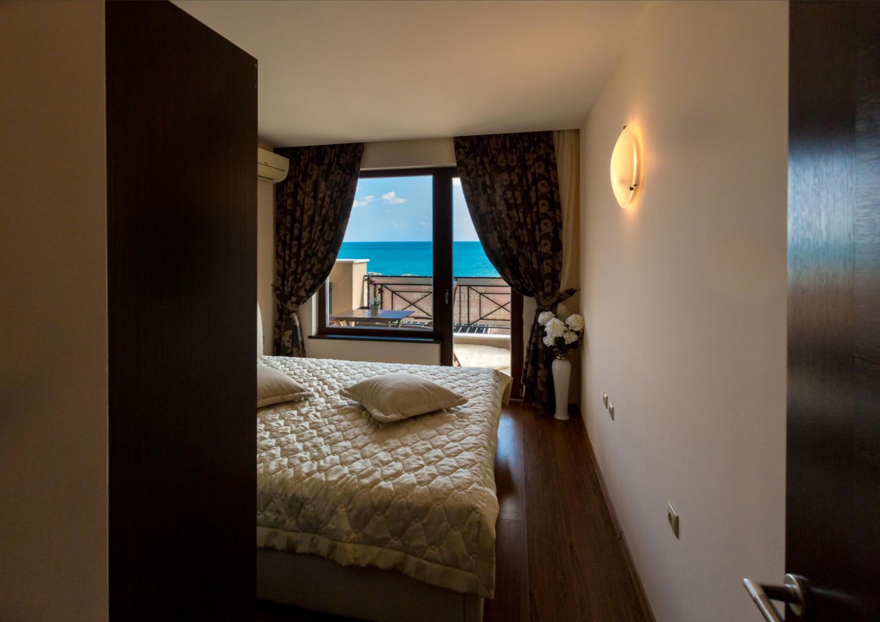 Europroperties Sirena Apartaments