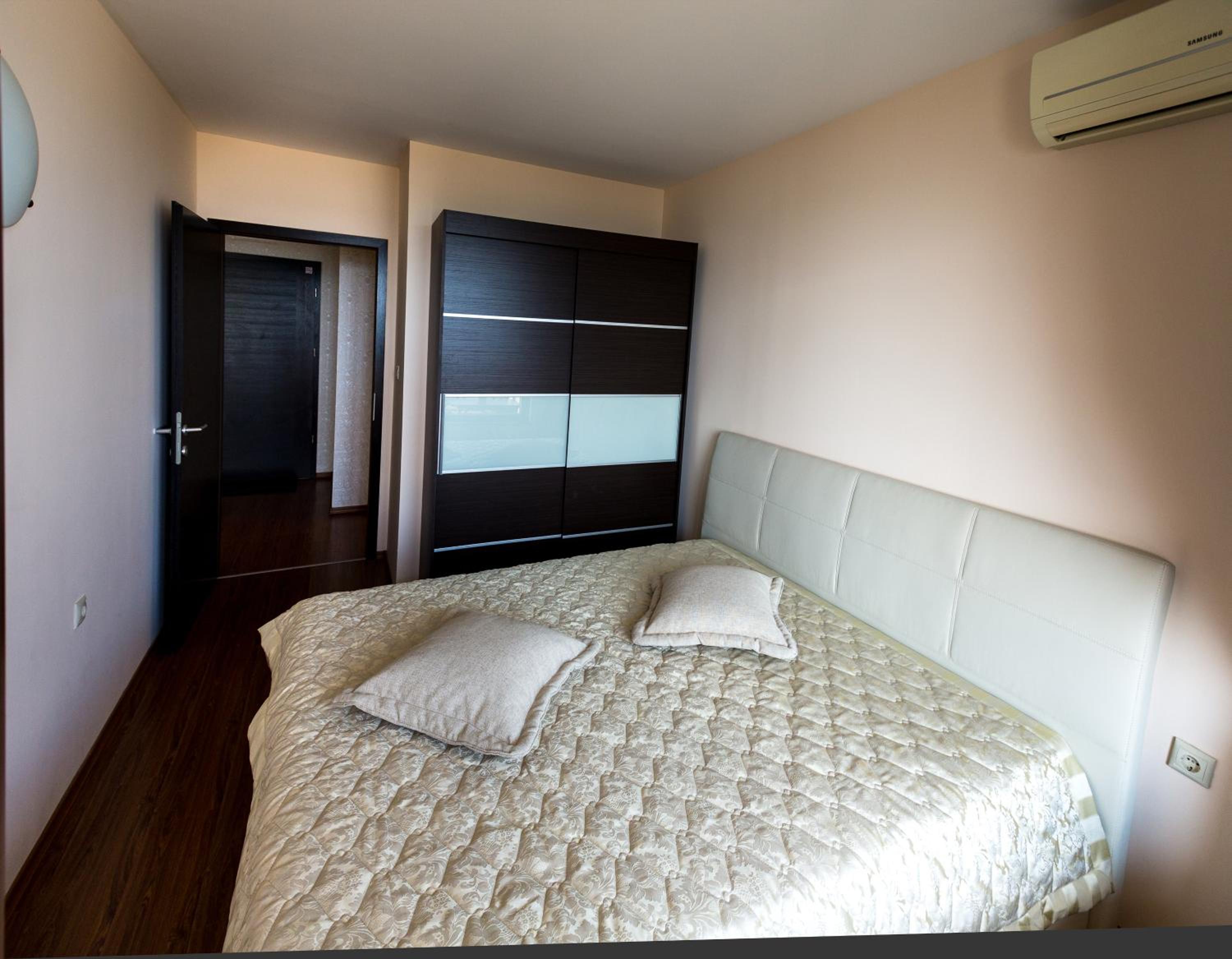 Europroperties Sirena Apartaments