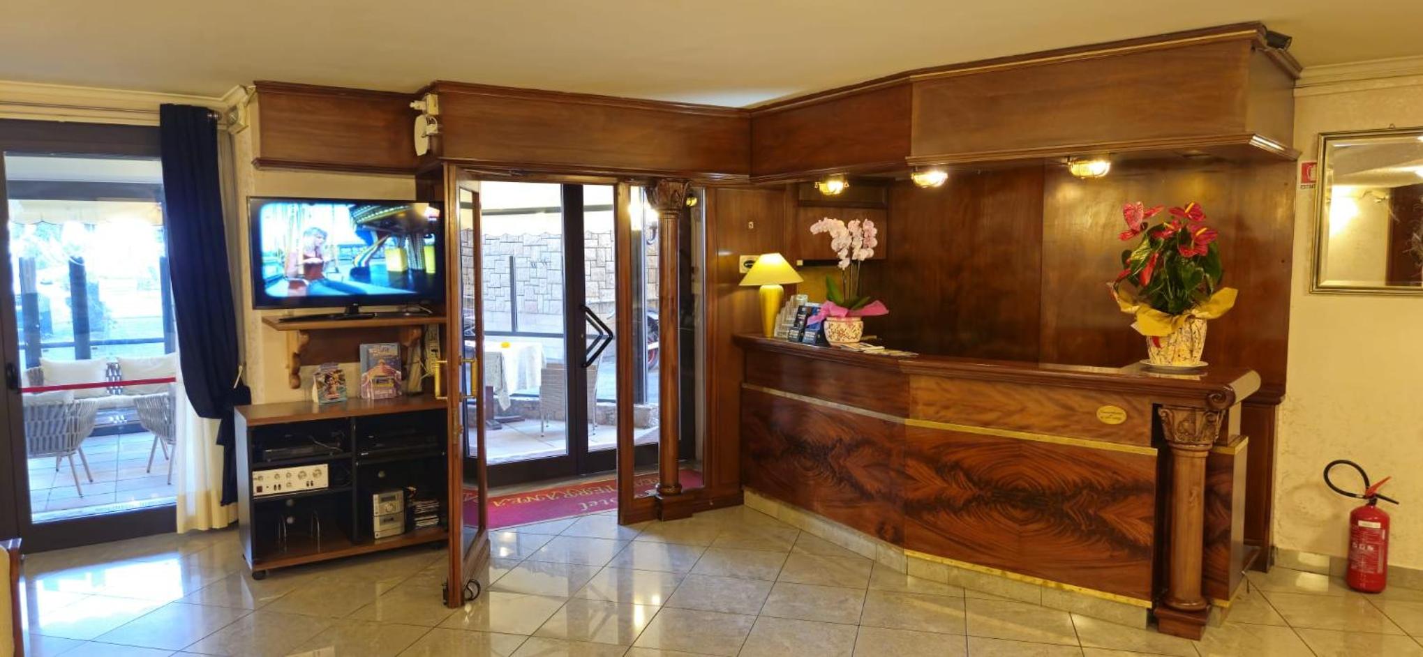 Hotel Mediterranea