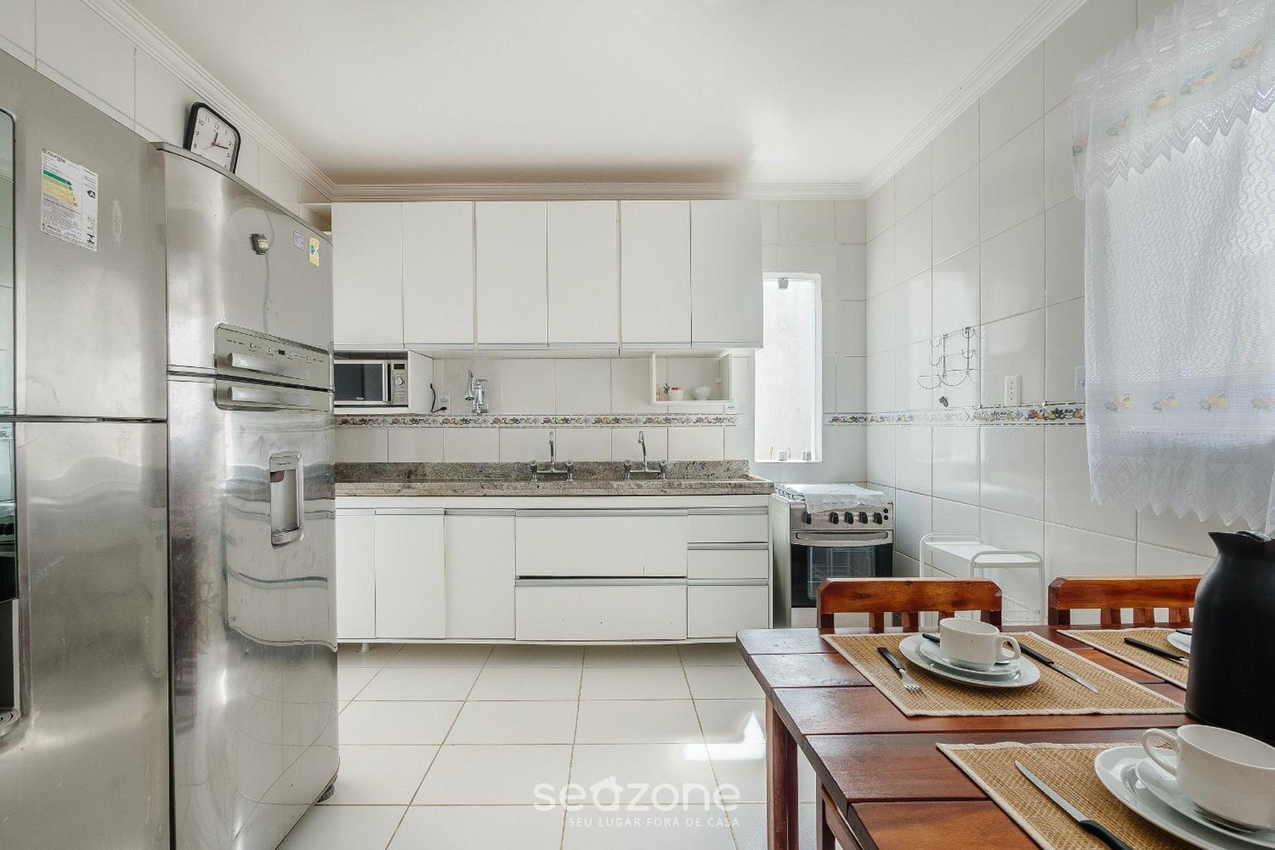 Spacious house w/ pool in Guarajuba CAG0003