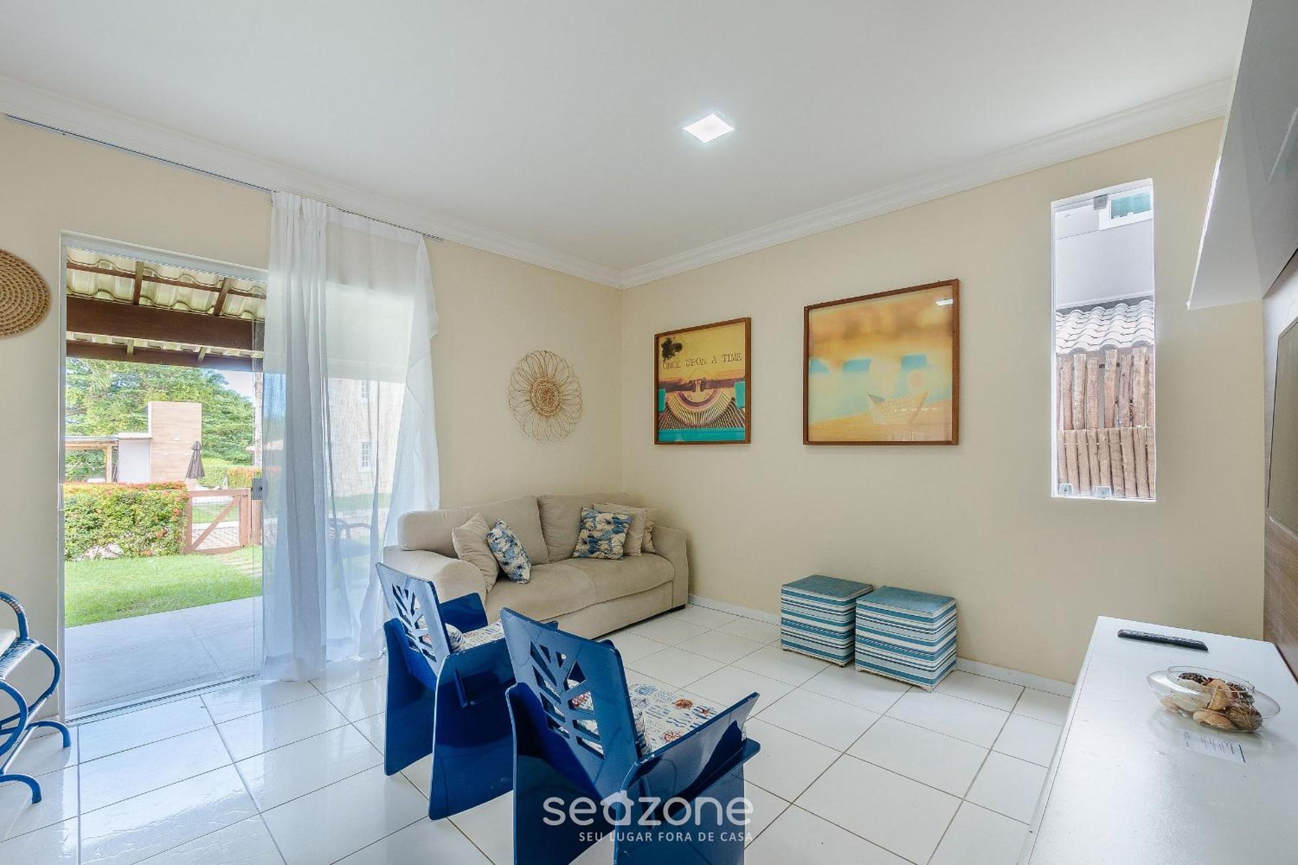 Spacious house w/ pool in Guarajuba CAG0003