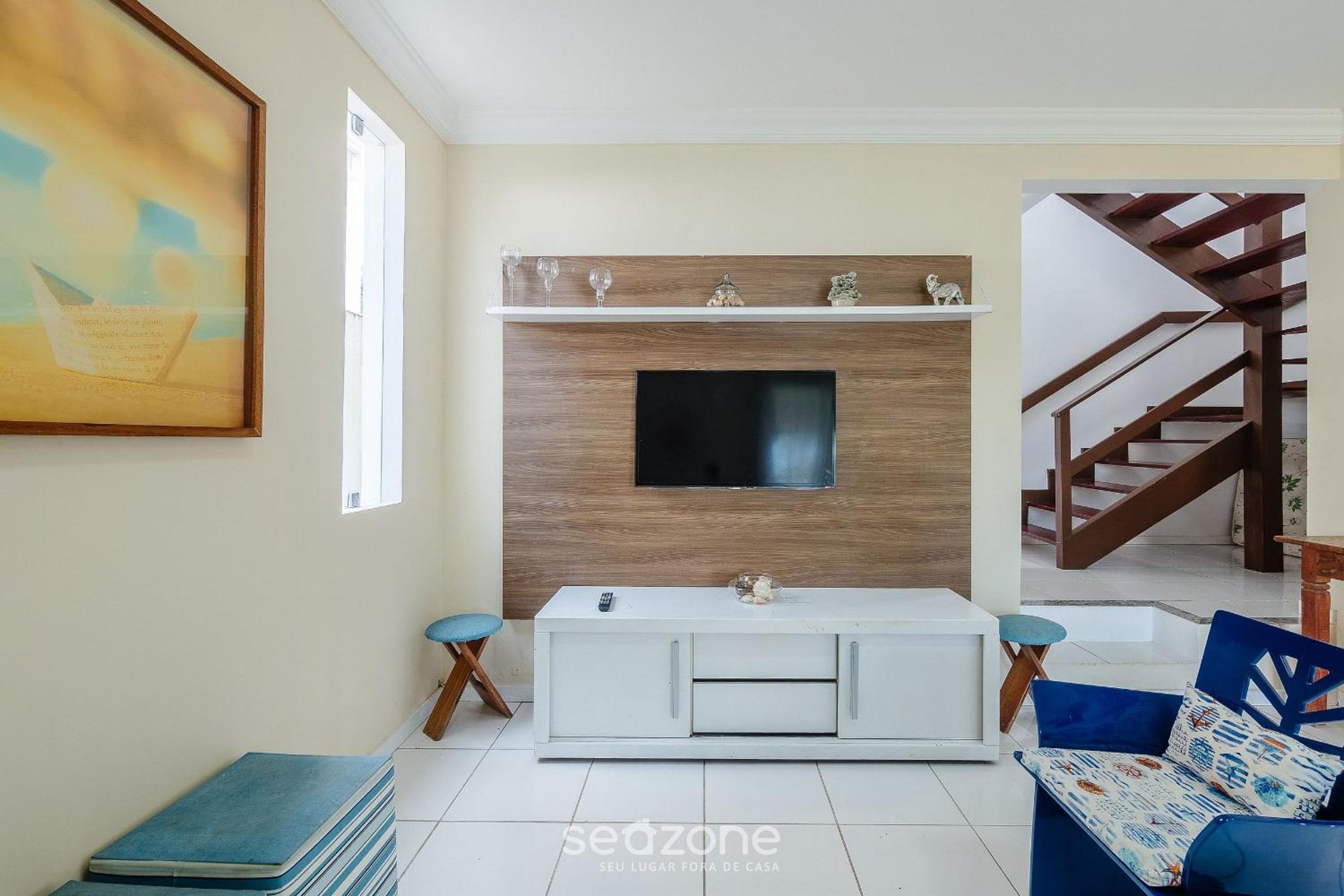 Spacious house w/ pool in Guarajuba CAG0003