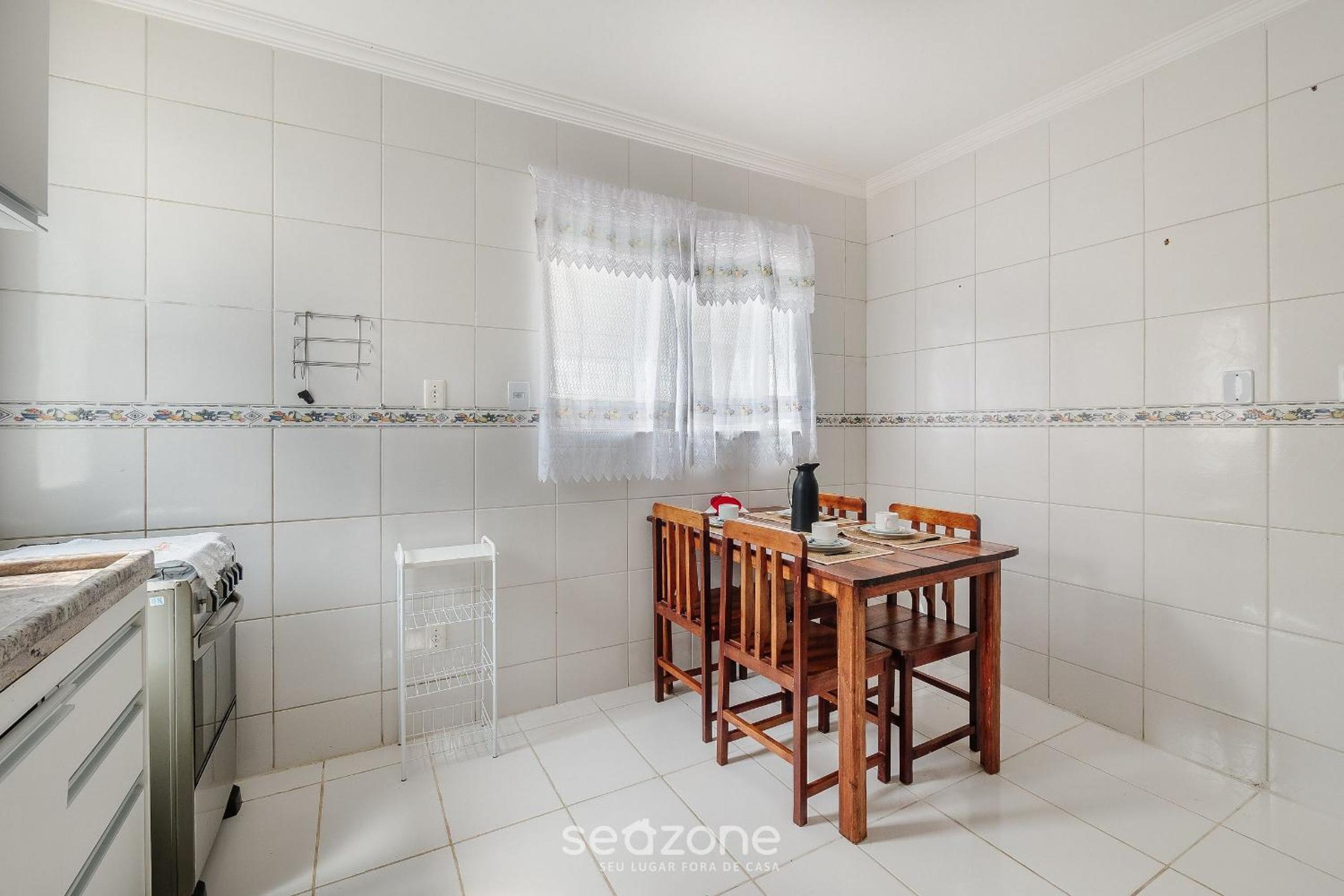 Spacious house w/ pool in Guarajuba CAG0003