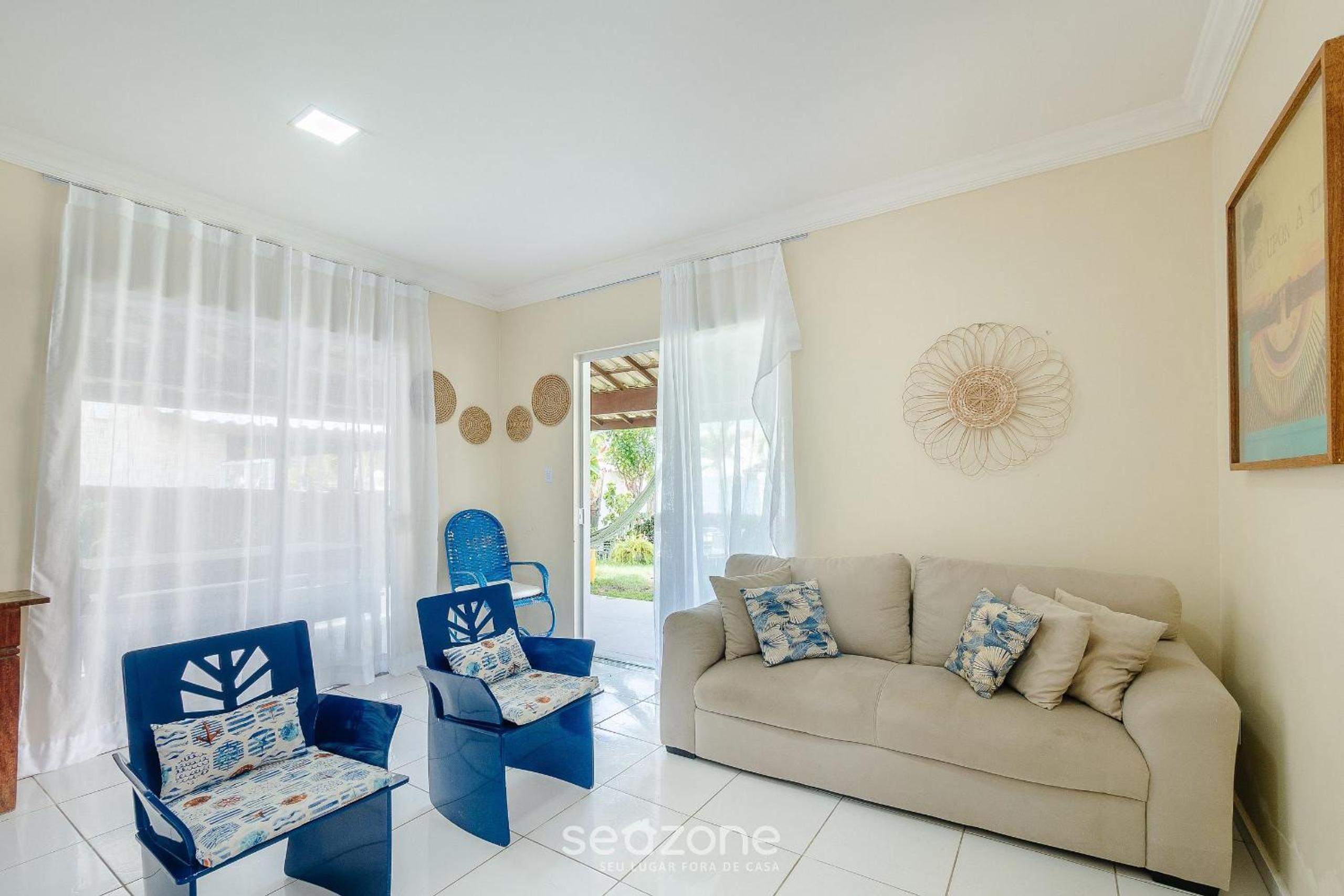 Spacious house w/ pool in Guarajuba CAG0003