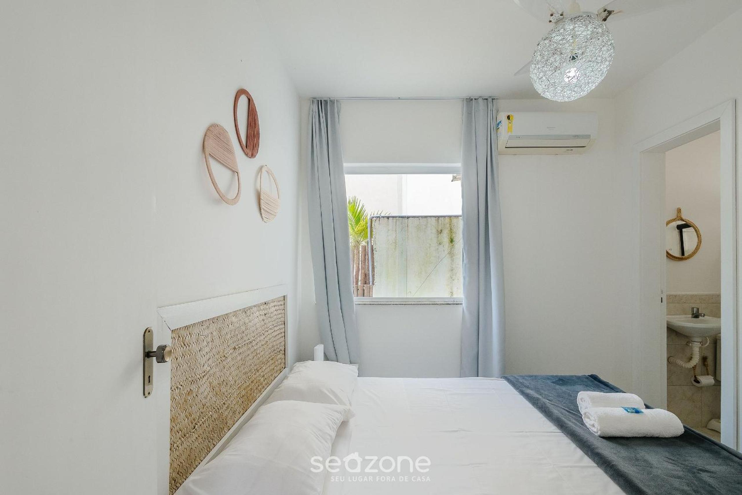 Spacious house w/ pool in Guarajuba CAG0003