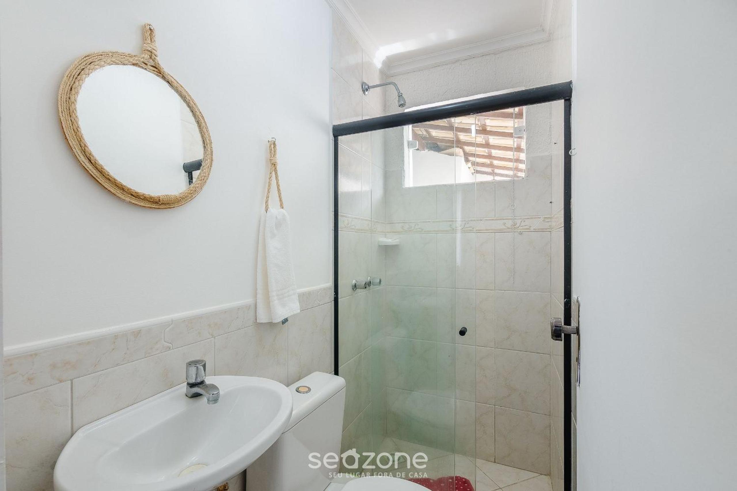 Spacious house w/ pool in Guarajuba CAG0003