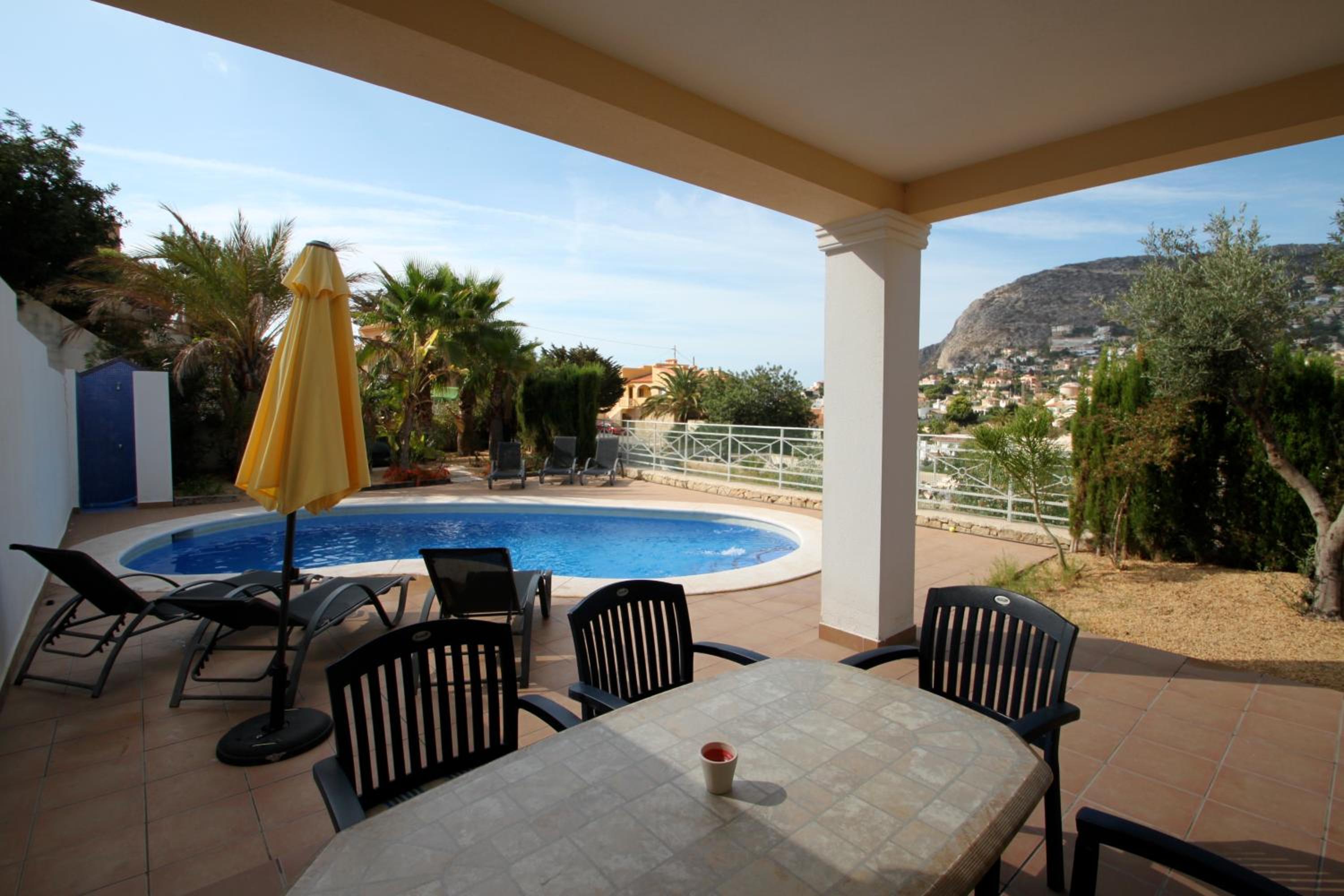Canuta Mar 14- two story holiday home villa in Calpe view 5