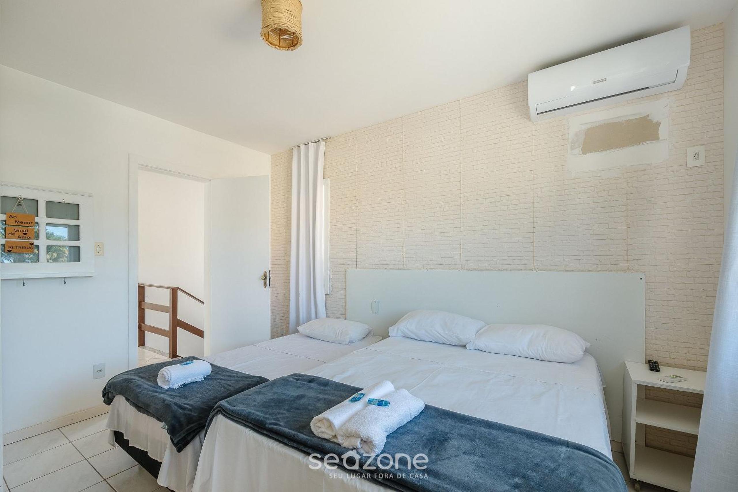 Spacious house w/ pool in Guarajuba CAG0003