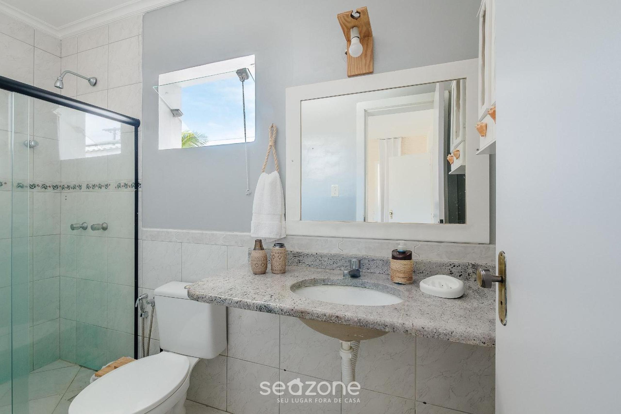 Spacious house w/ pool in Guarajuba CAG0003
