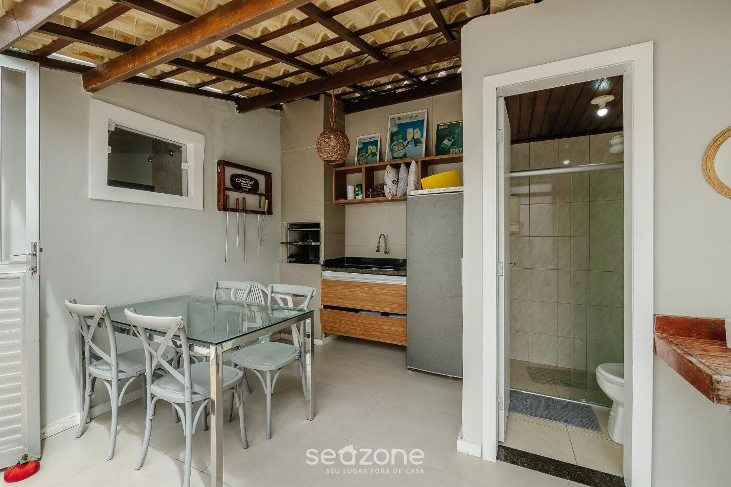 Spacious house w/ pool in Guarajuba CAG0003