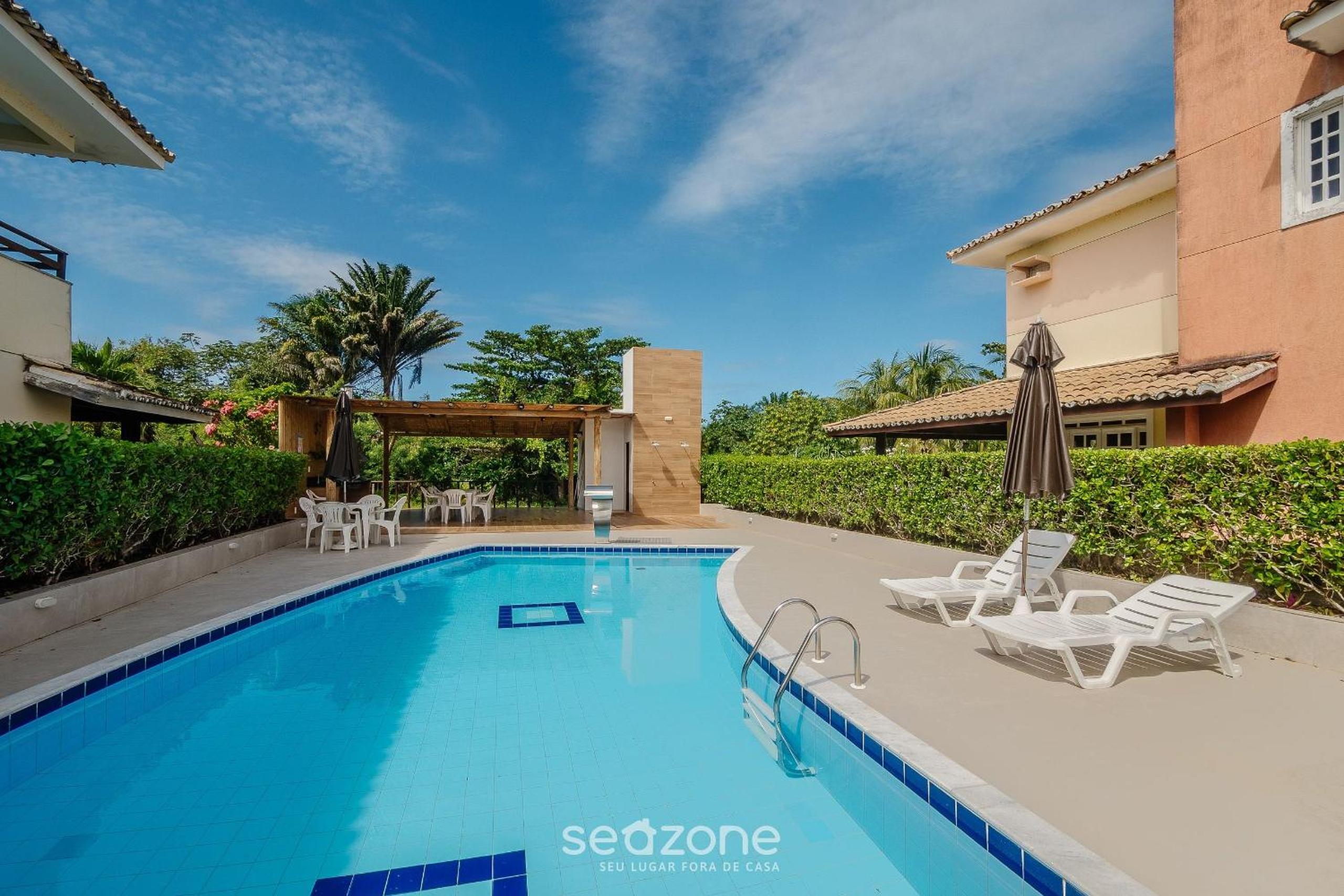 Spacious house w/ pool in Guarajuba CAG0003