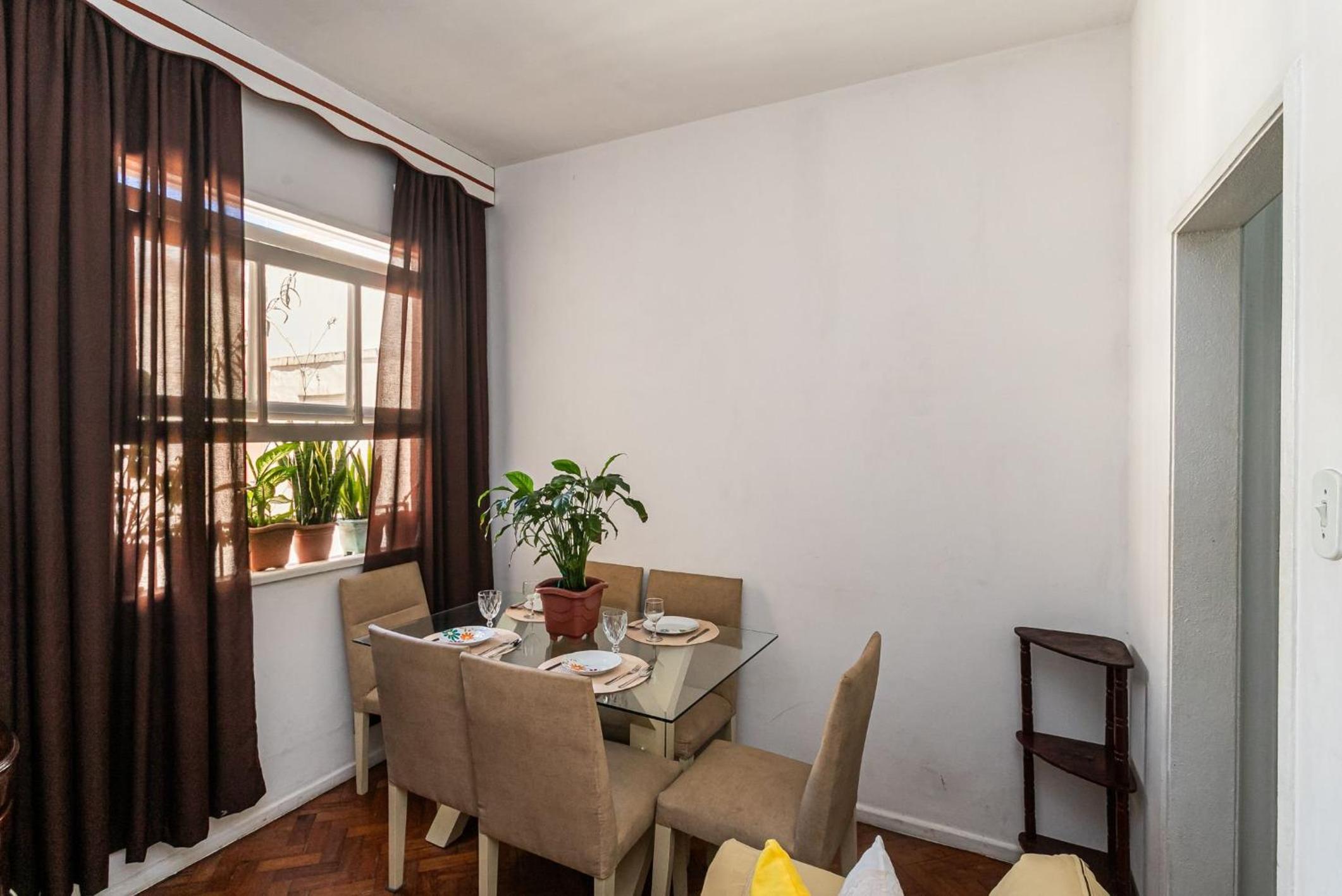 Copacabana: Beach and Comfort | Sleeps 4