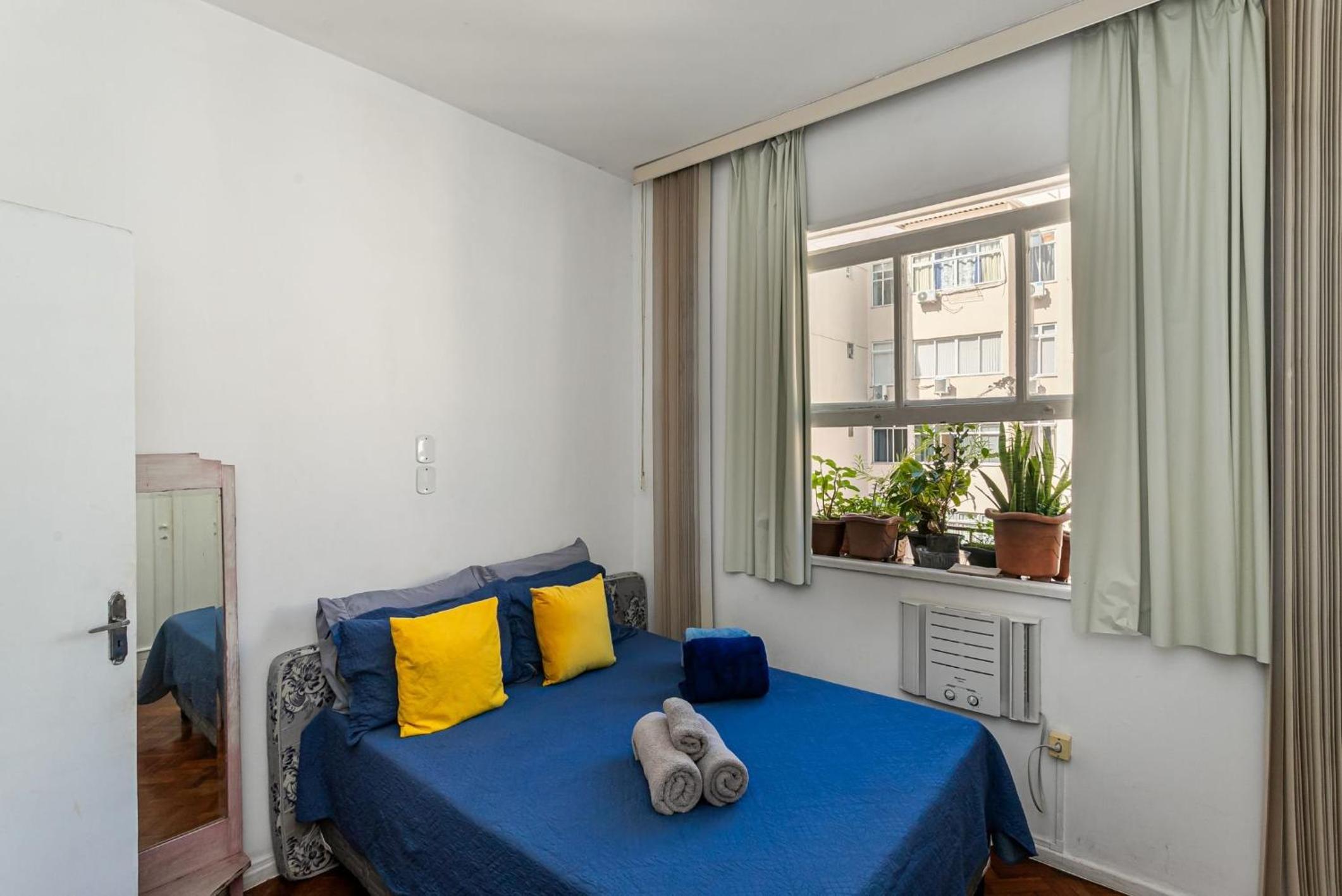 Copacabana: Beach and Comfort | Sleeps 4