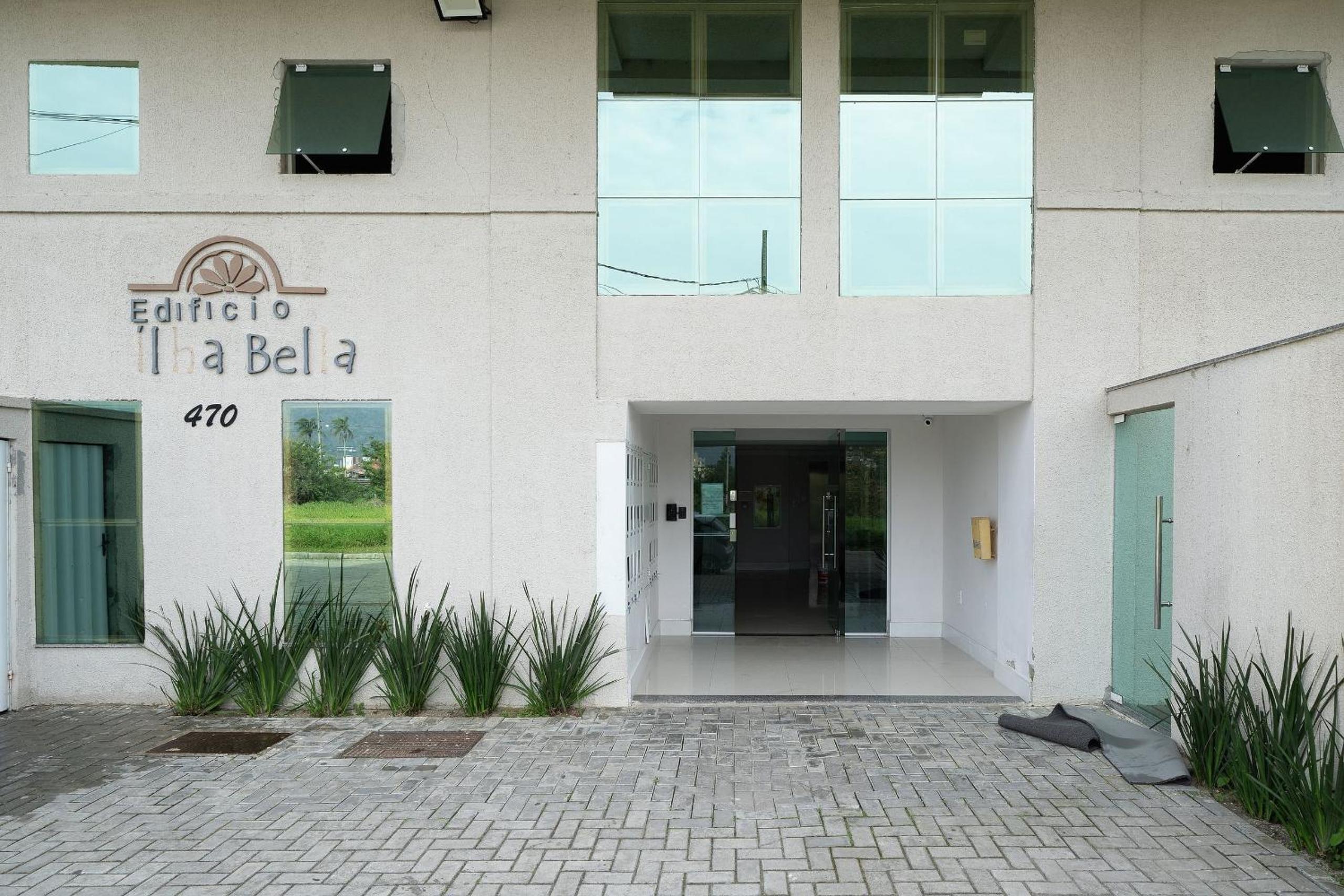 Apartment w/ barbecue, close to the beach IBL103