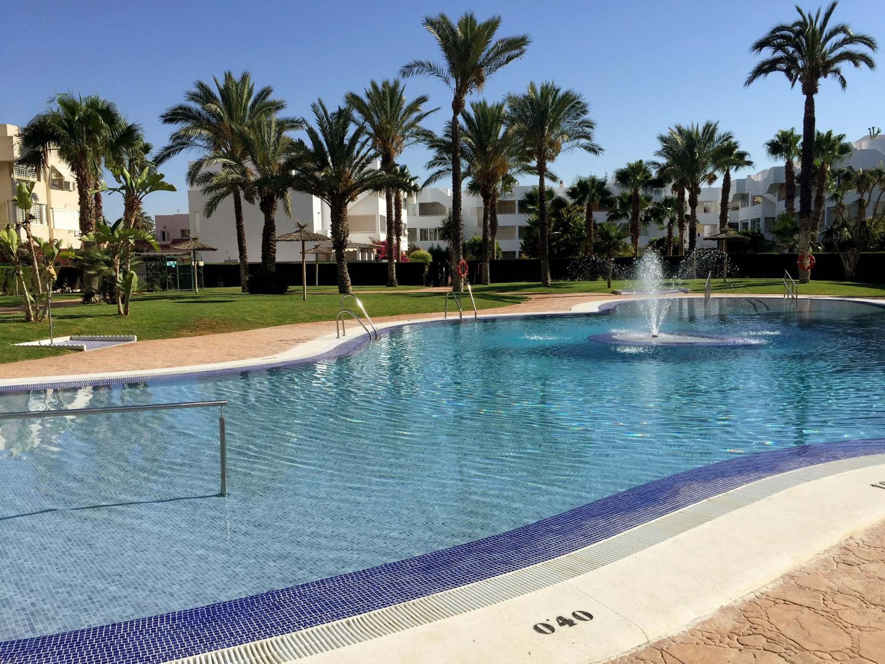 Apartamento VenAVera Playa Mimosas 11 La Aldea de Puerto Rey Piscina y Jardines Muy Tranquilo WIFI view 4