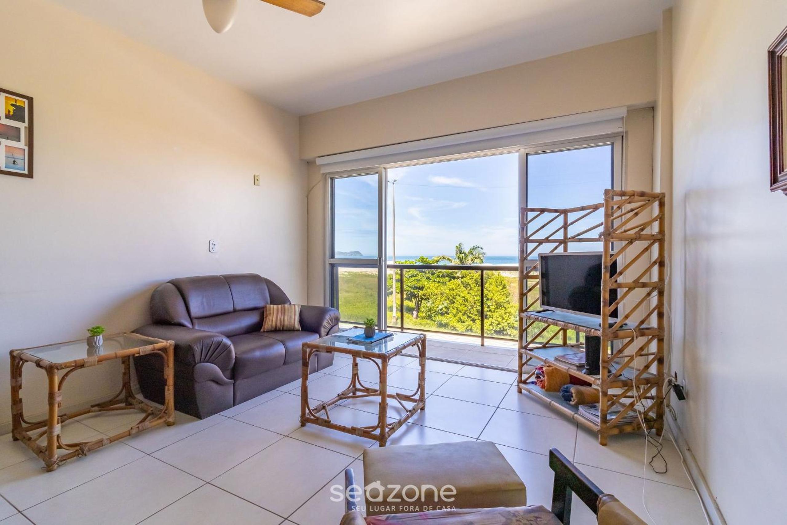 3-Bedroom Apartment in Cabo Frio/RJ | LDN201
