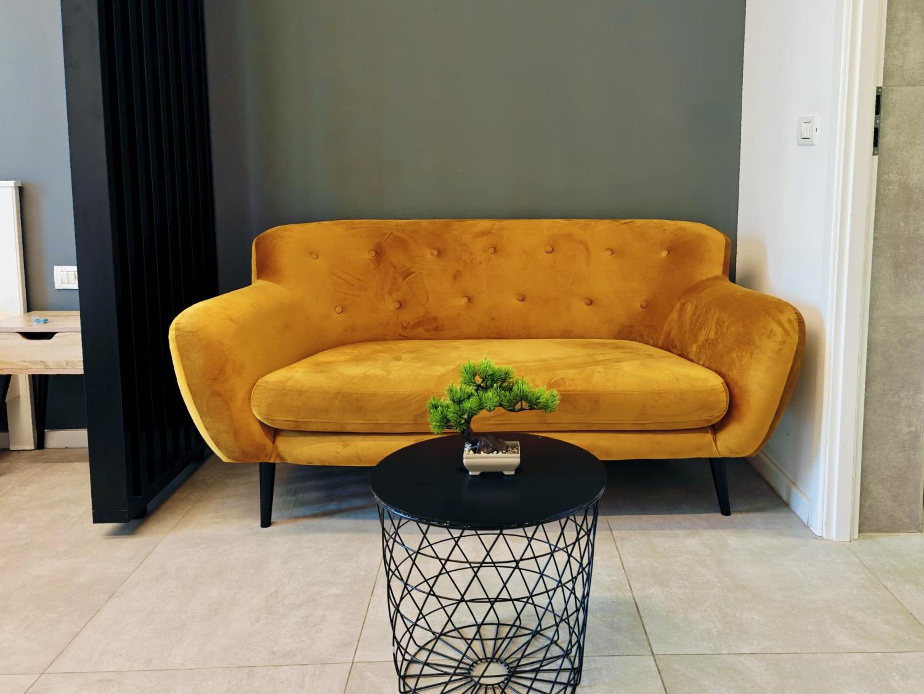 Old Town Apartments Brătianu - City Center Stay