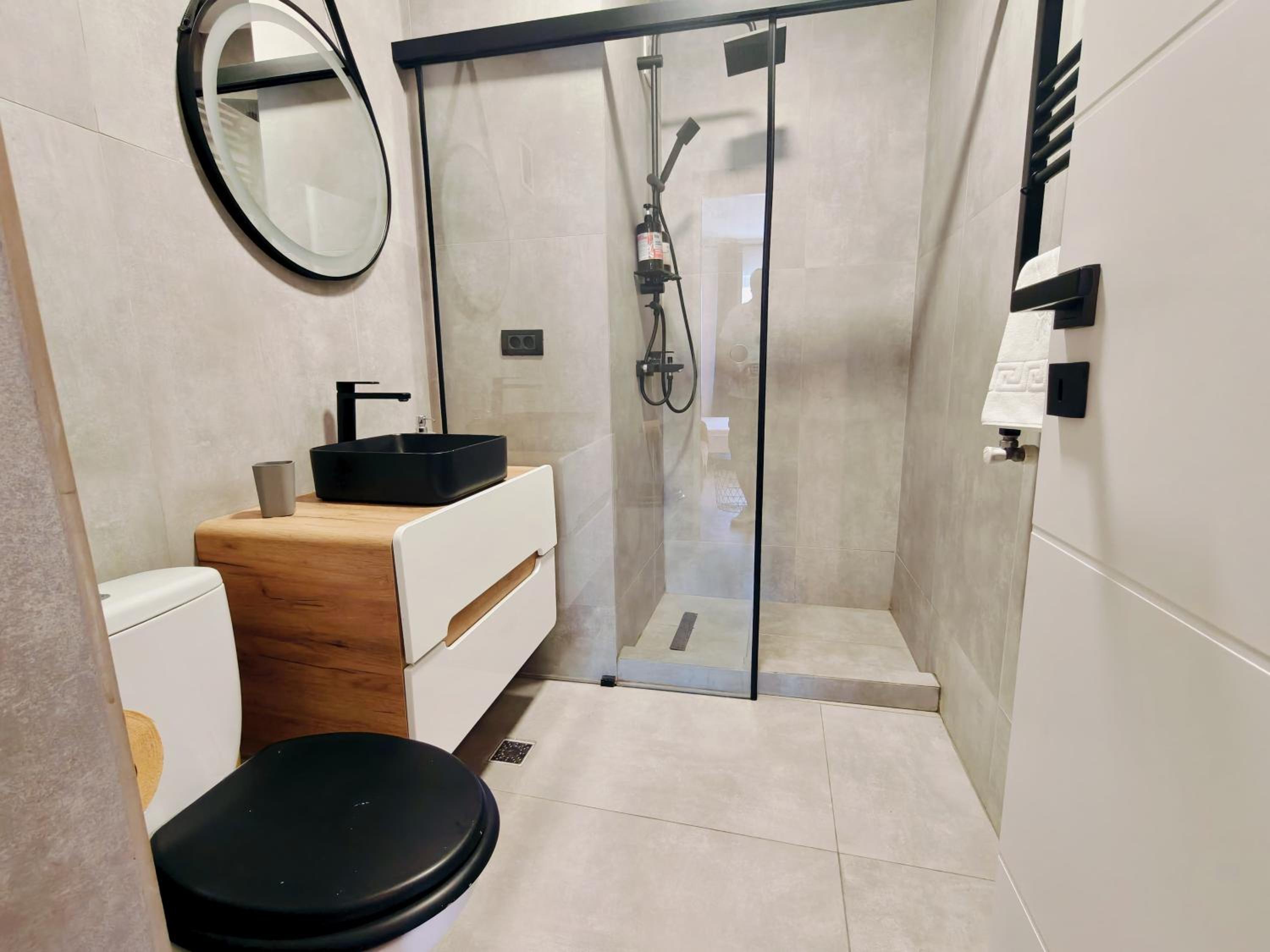 Old Town Apartments Brătianu - City Center Stay