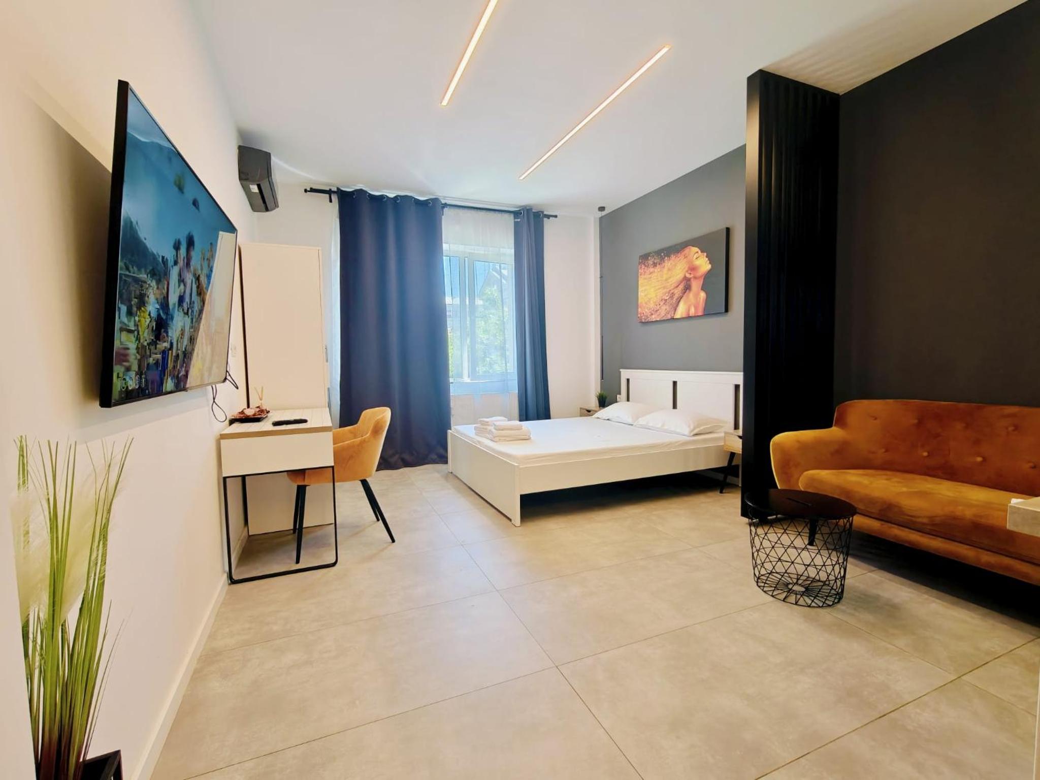 Old Town Apartments Brătianu - City Center Stay