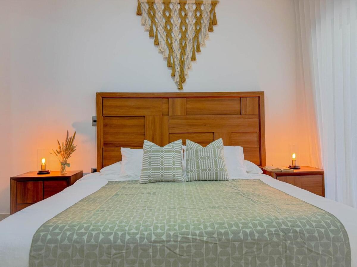 Incredible Studio With Jacuzzi Naia C19