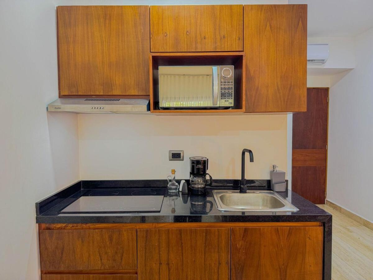 Incredible Studio With Jacuzzi Naia C19